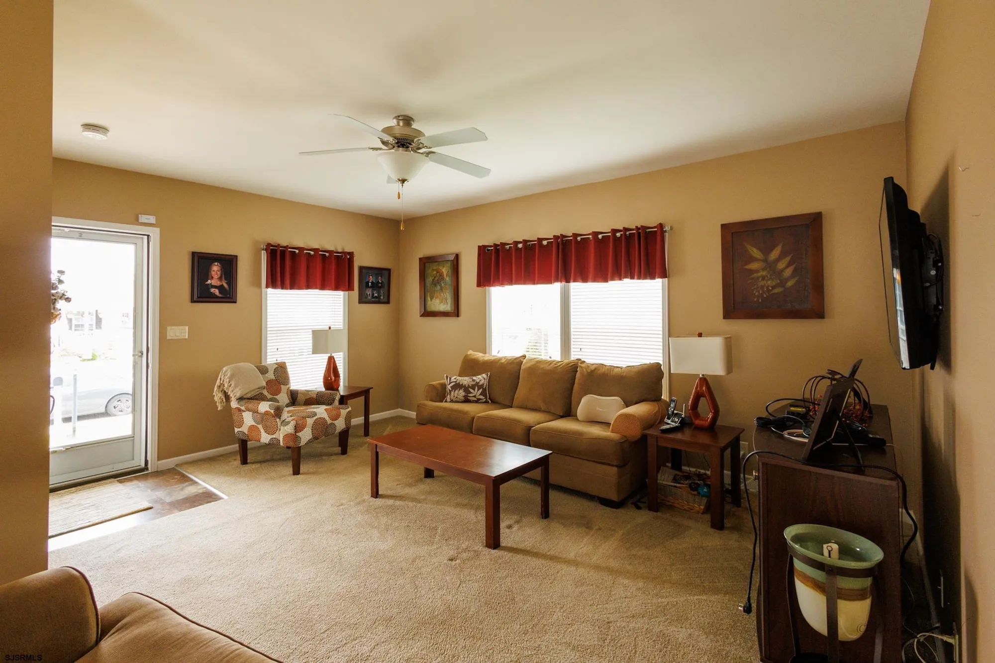 Property Slideshow image 6 of 33 | 54 pinetree ln, Mays Landing, NJ, 08330