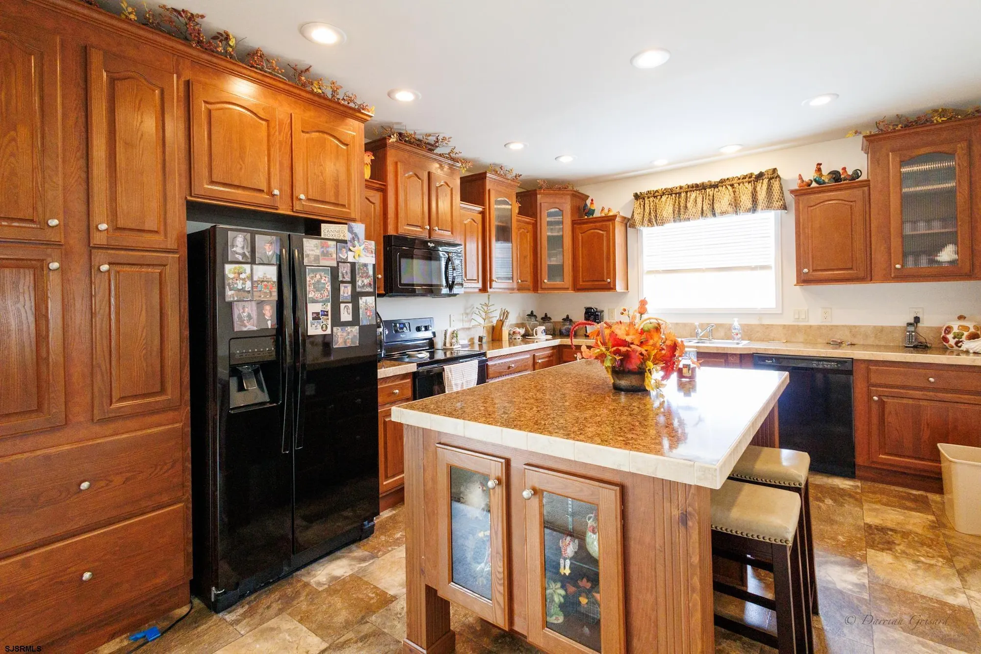 Property Slideshow image 8 of 33 | 54 pinetree ln, Mays Landing, NJ, 08330