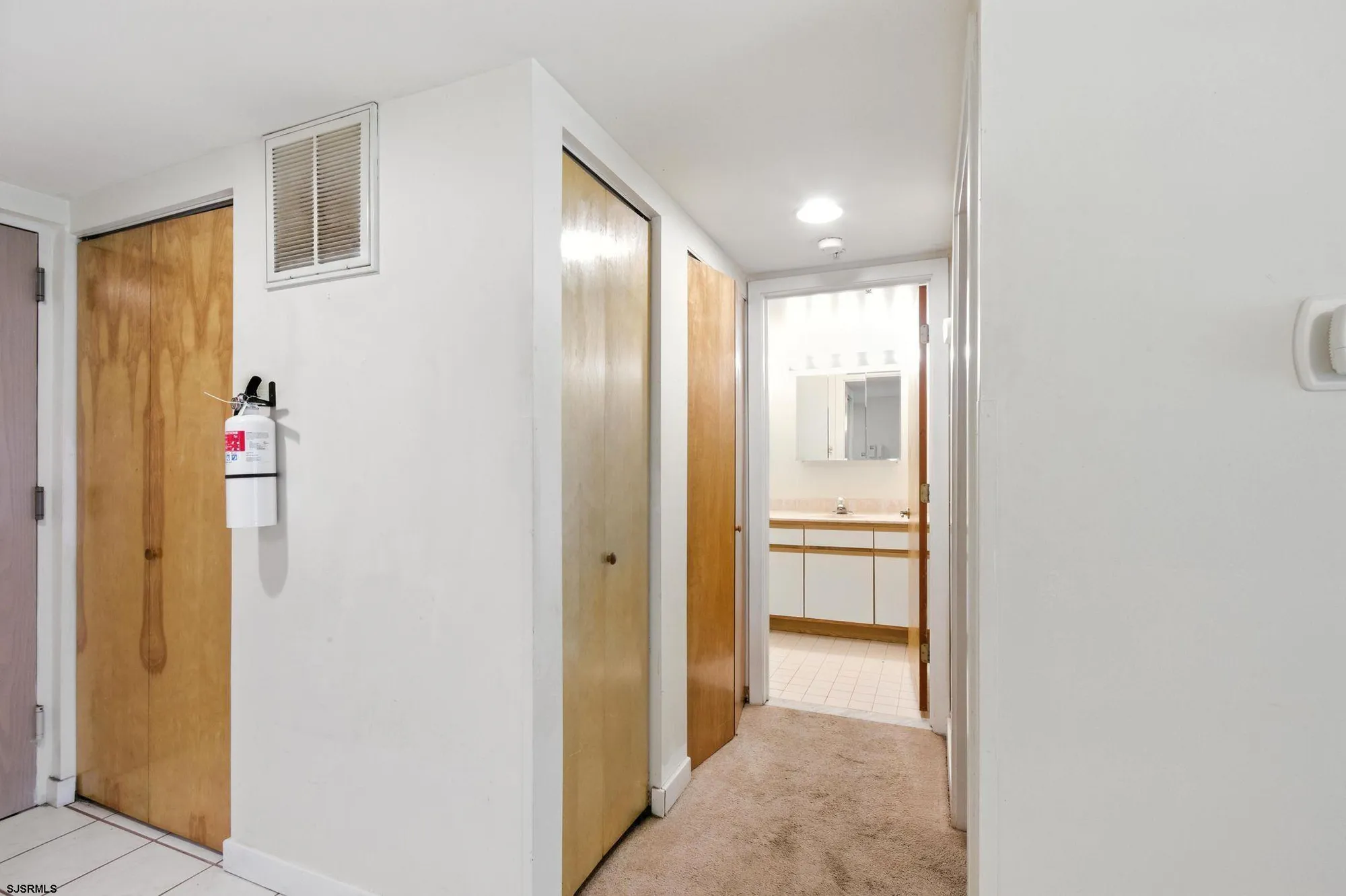 Property Slideshow image 15 of 30 | 3104 dolphin ave # 3104, Northfield, NJ, 08225