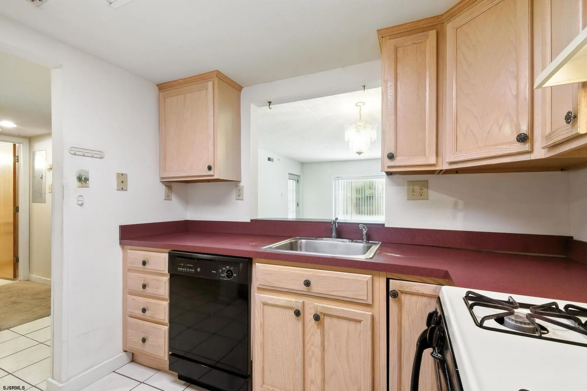 Property Slideshow image 12 of 30 | 3104 dolphin ave # 3104, Northfield, NJ, 08225