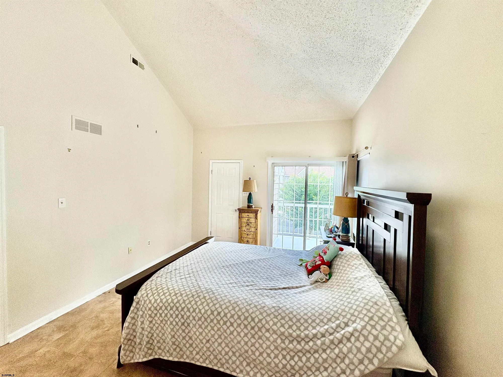 Property Slideshow image 7 of 13 | 550 central ave g-16 constitution ct, Linwood, NJ, 08221