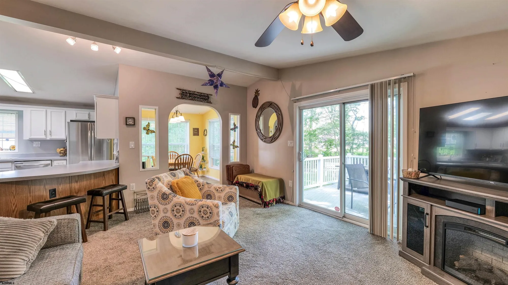 Property Slideshow image 17 of 39 | 172 turnberry ct, Mays Landing, NJ, 08330