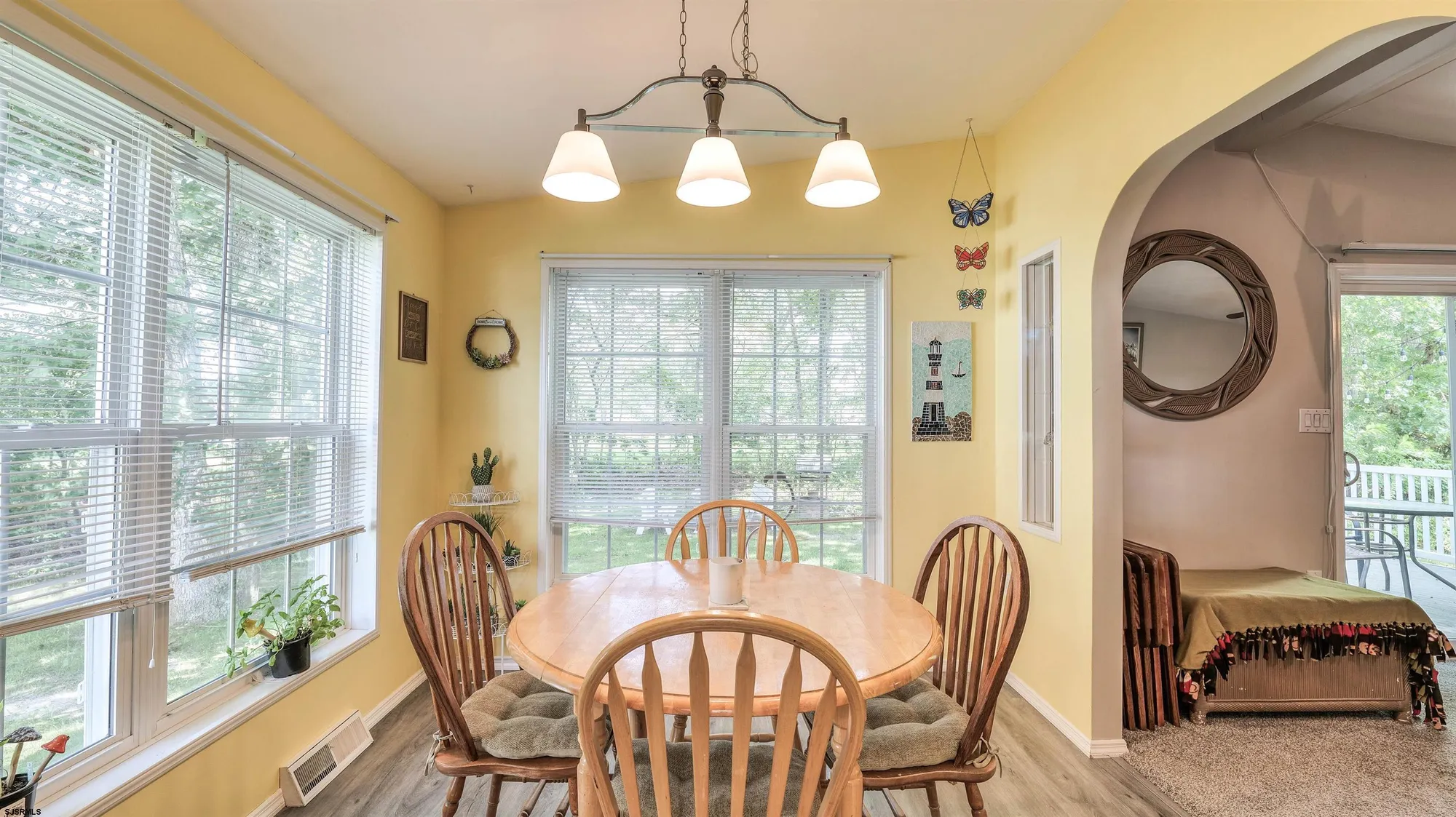 Property Slideshow image 19 of 39 | 172 turnberry ct, Mays Landing, NJ, 08330