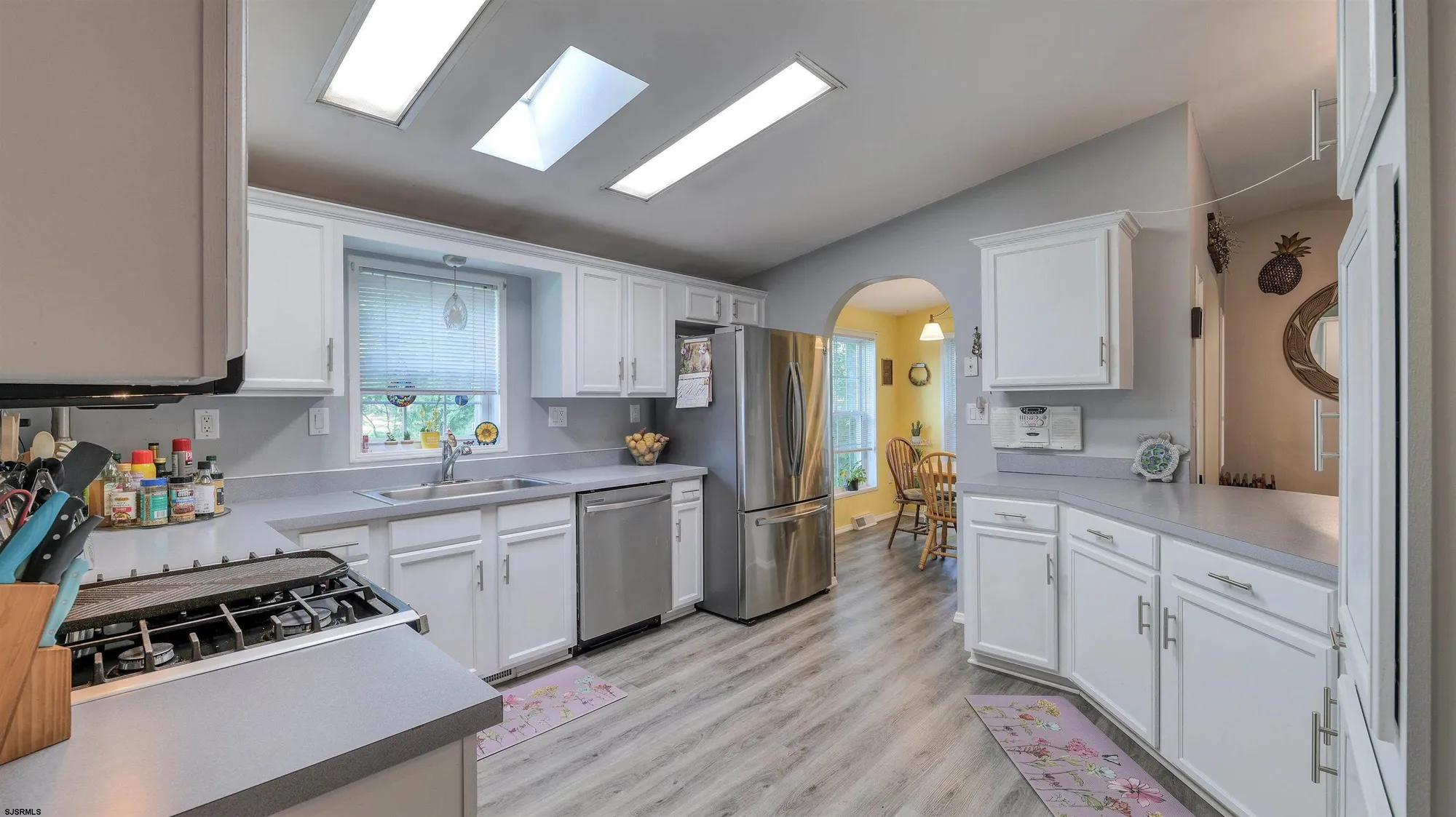 Property Slideshow image 11 of 39 | 172 turnberry ct, Mays Landing, NJ, 08330