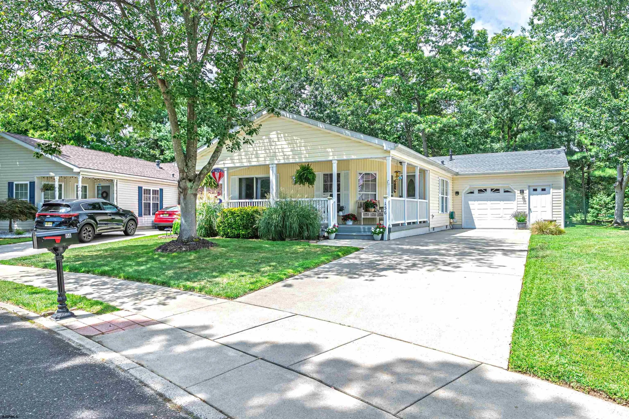 Property Slideshow image 1 of 26 | 156 muirfield ct, Mays Landing, NJ, 08330