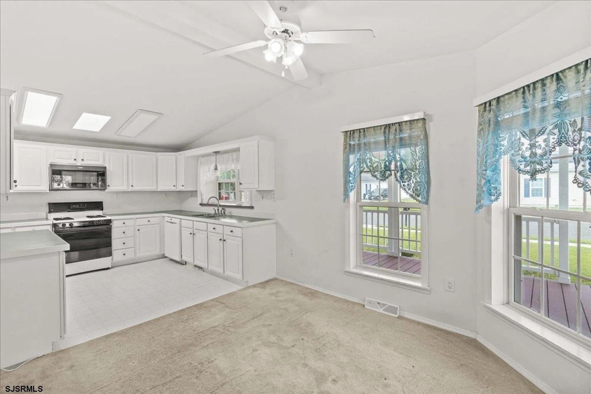Property Slideshow image 12 of 39 | 26 baltusrol dr, Mays Landing, NJ, 08330