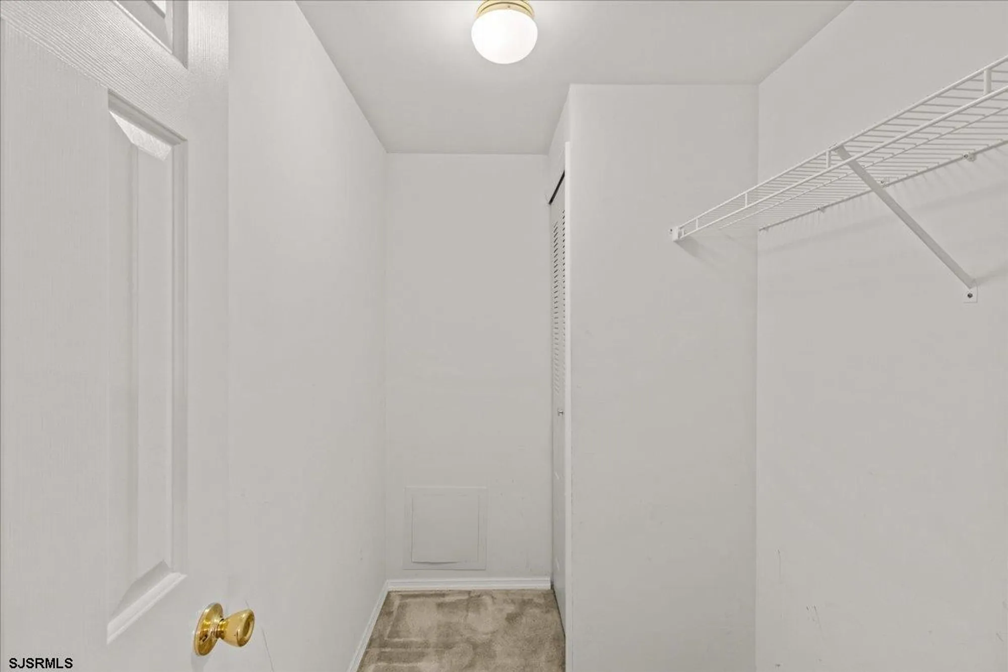 Property Slideshow image 23 of 39 | 26 baltusrol dr, Mays Landing, NJ, 08330