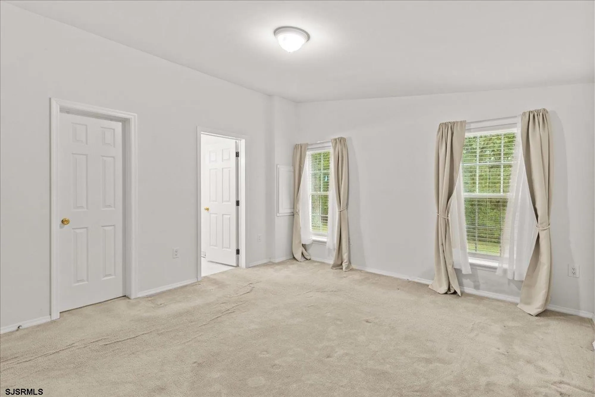 Property Slideshow image 24 of 39 | 26 baltusrol dr, Mays Landing, NJ, 08330