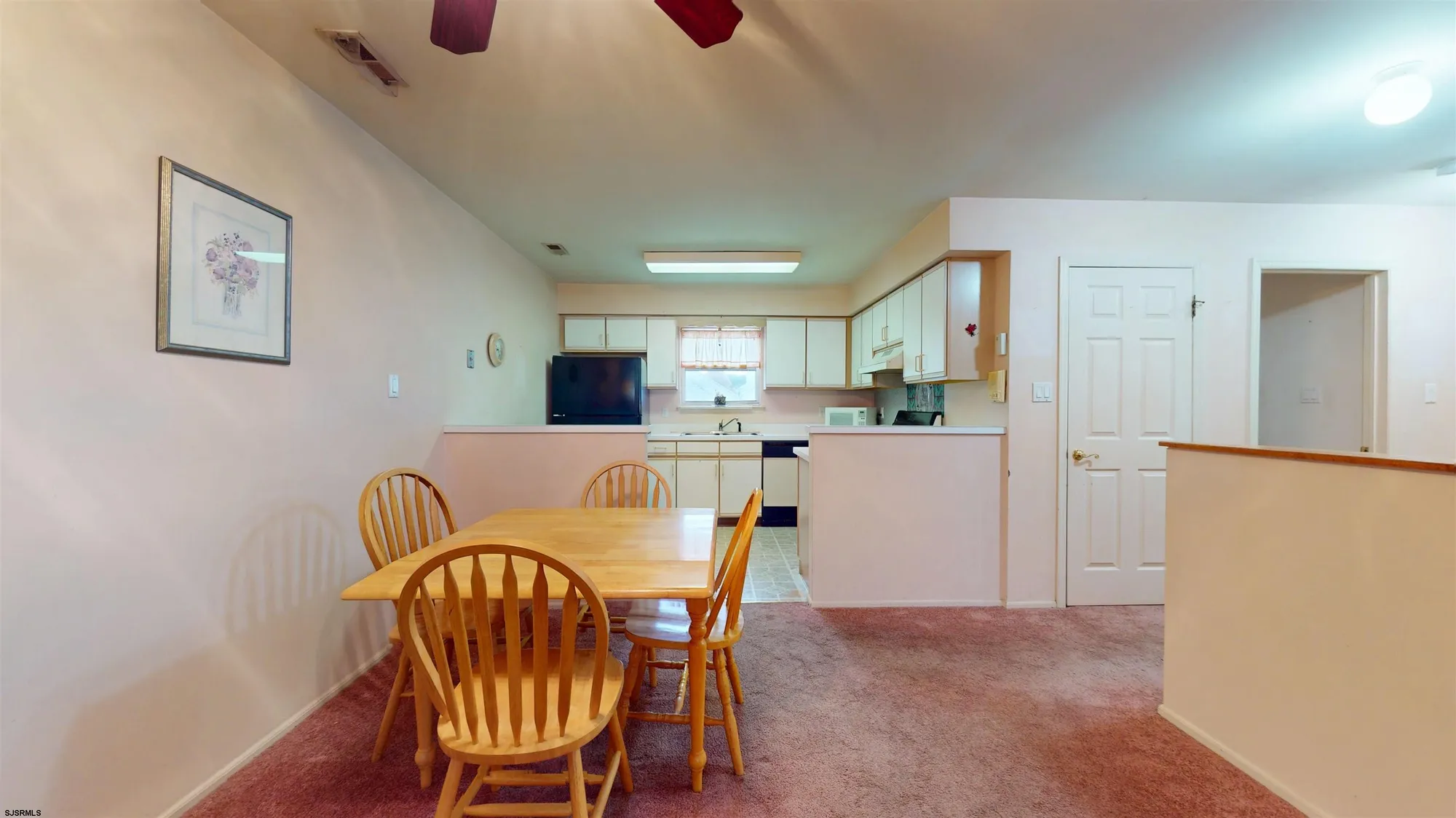 Property Slideshow image 15 of 48 | 90 e woodland ave # 90, Absecon, NJ, 08201