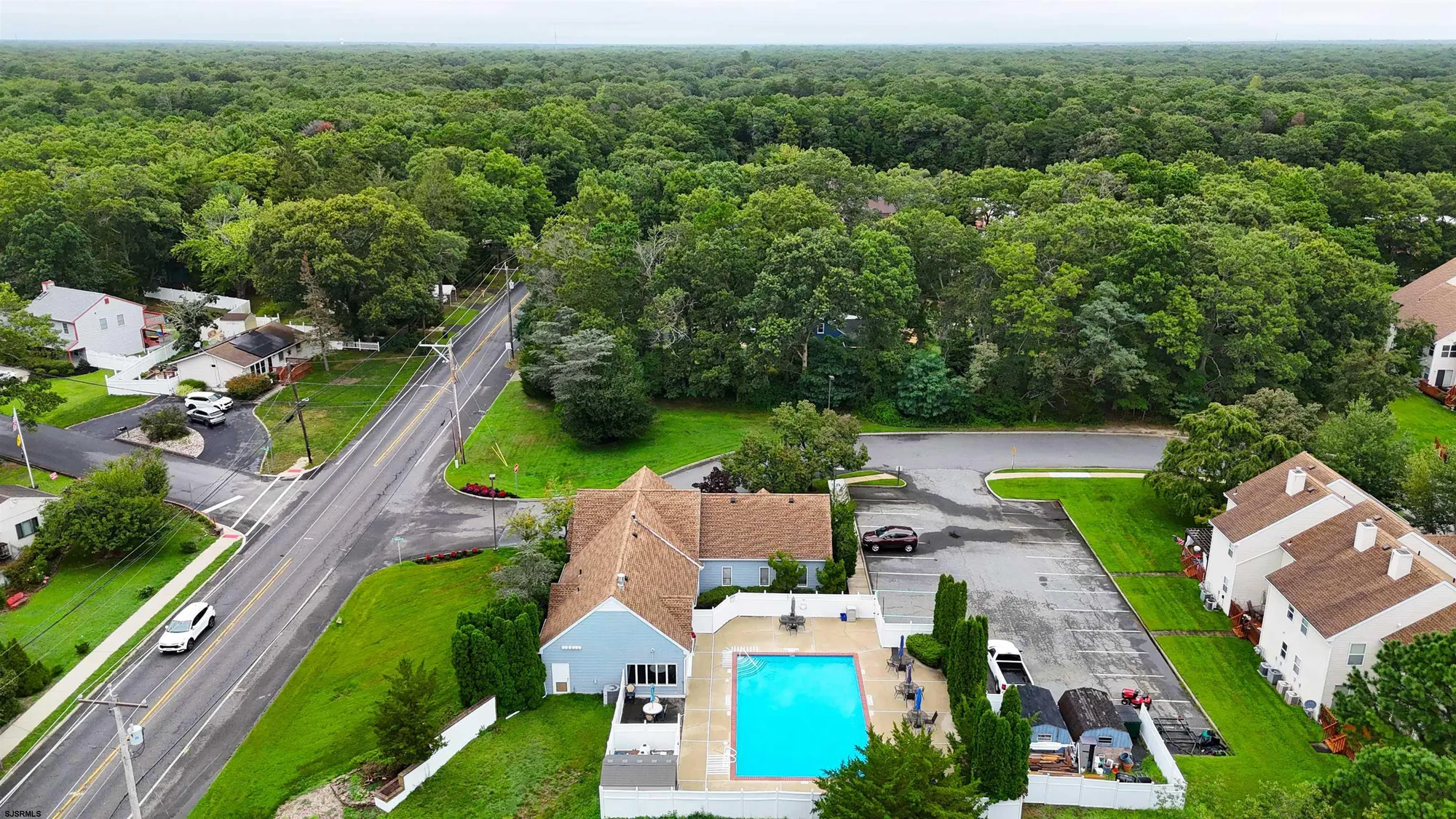 Property Slideshow image 47 of 48 | 90 e woodland ave # 90, Absecon, NJ, 08201