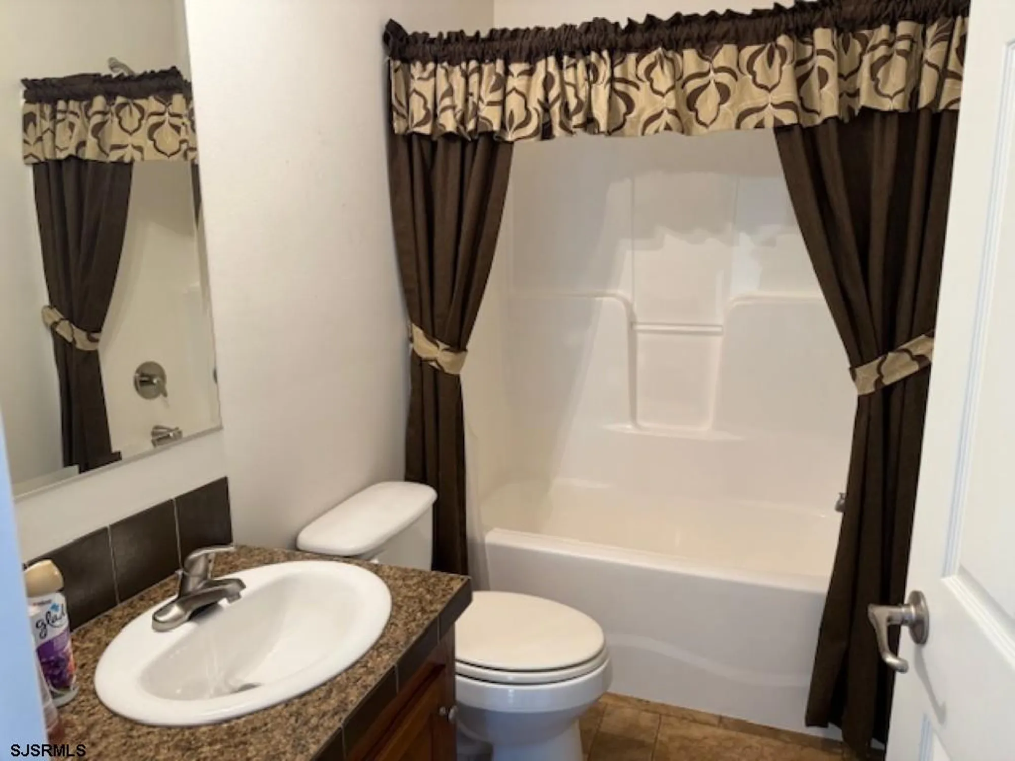 Property Slideshow image 36 of 44 | 60 pinetree ln, Mays Landing, NJ, 08330