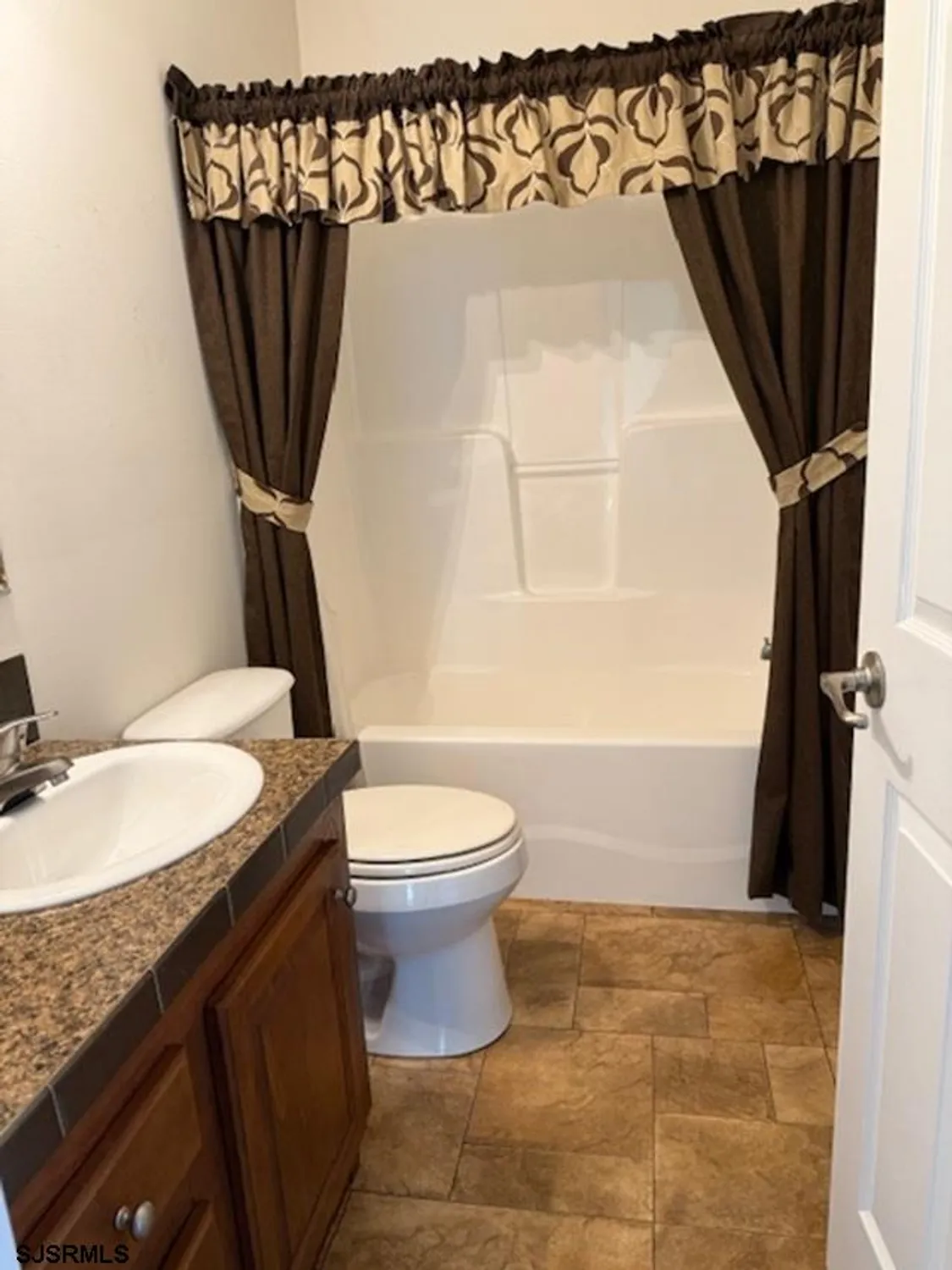 Property Slideshow image 37 of 44 | 60 pinetree ln, Mays Landing, NJ, 08330