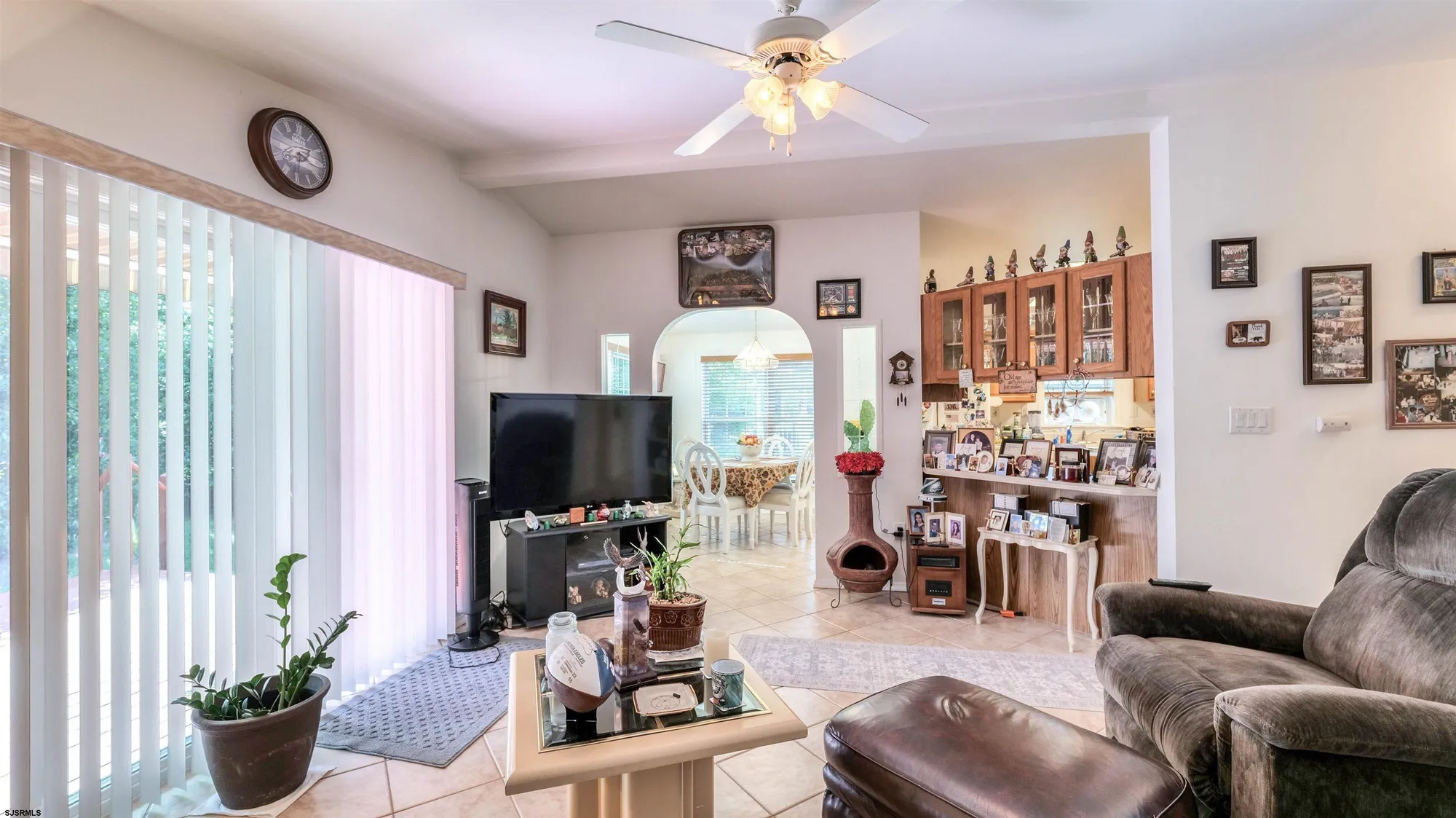 Property Slideshow image 15 of 34 | 218 burning tree ct, Mays Landing, NJ, 08330