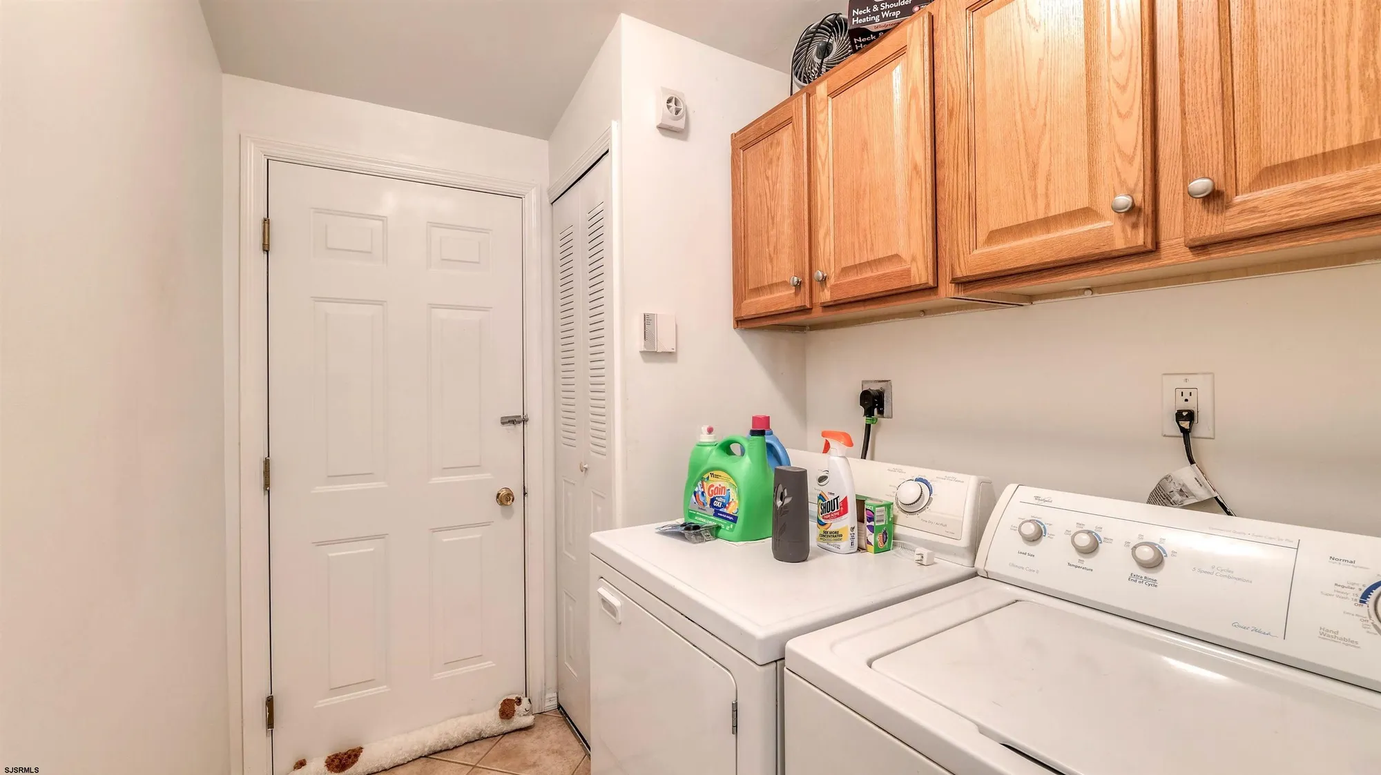 Property Slideshow image 16 of 34 | 218 burning tree ct, Mays Landing, NJ, 08330
