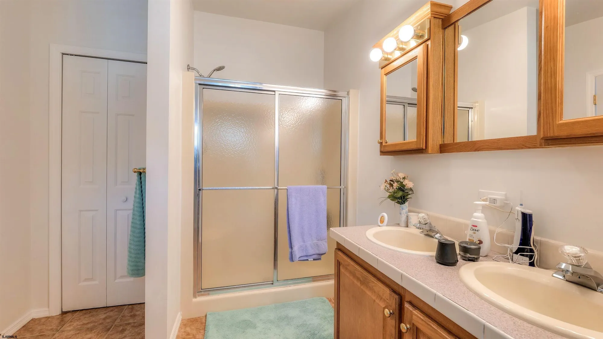 Property Slideshow image 20 of 34 | 218 burning tree ct, Mays Landing, NJ, 08330