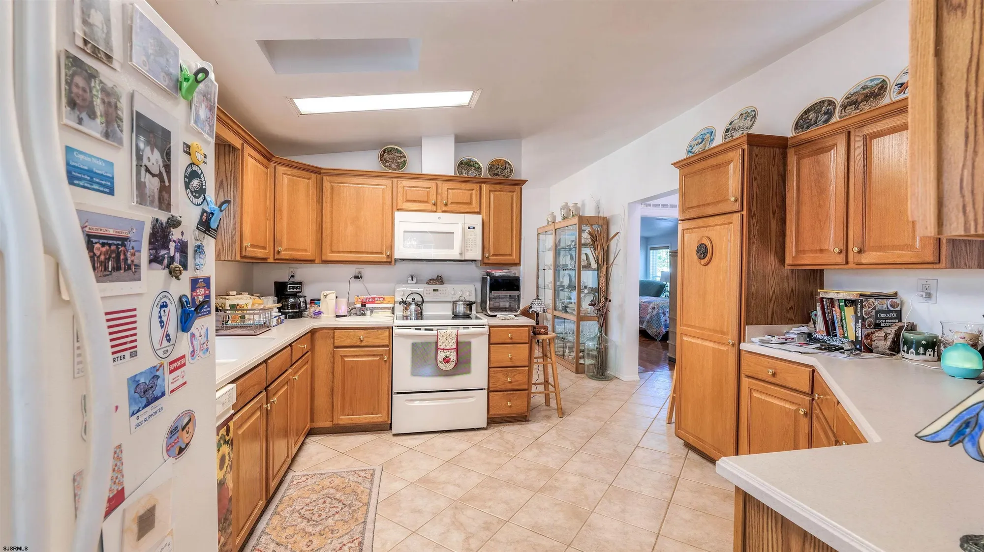 Property Slideshow image 11 of 34 | 218 burning tree ct, Mays Landing, NJ, 08330
