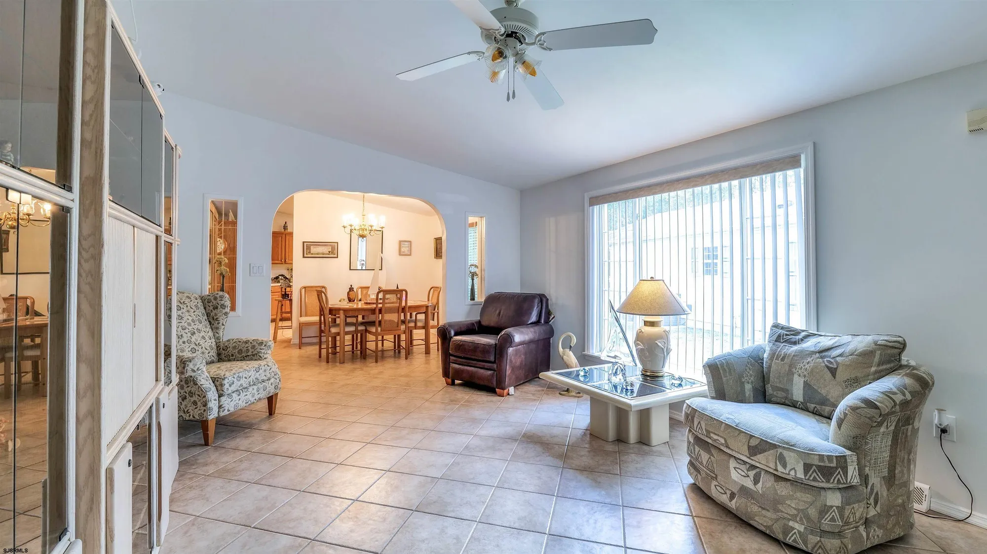 Property Slideshow image 5 of 34 | 218 burning tree ct, Mays Landing, NJ, 08330