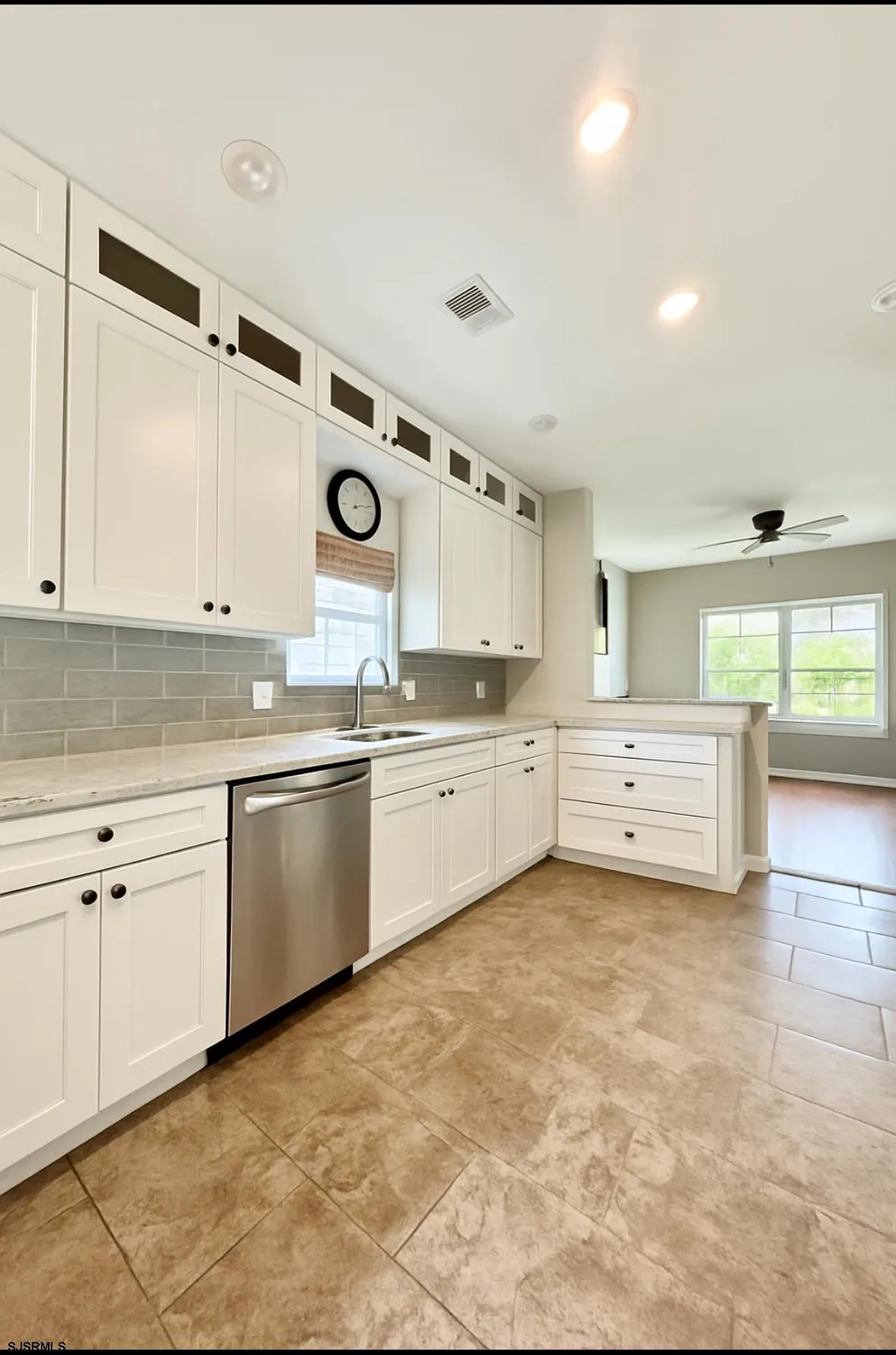 Property Slideshow image 4 of 13 | 323 mcclellan rd, Egg Harbor Township, NJ, 08234