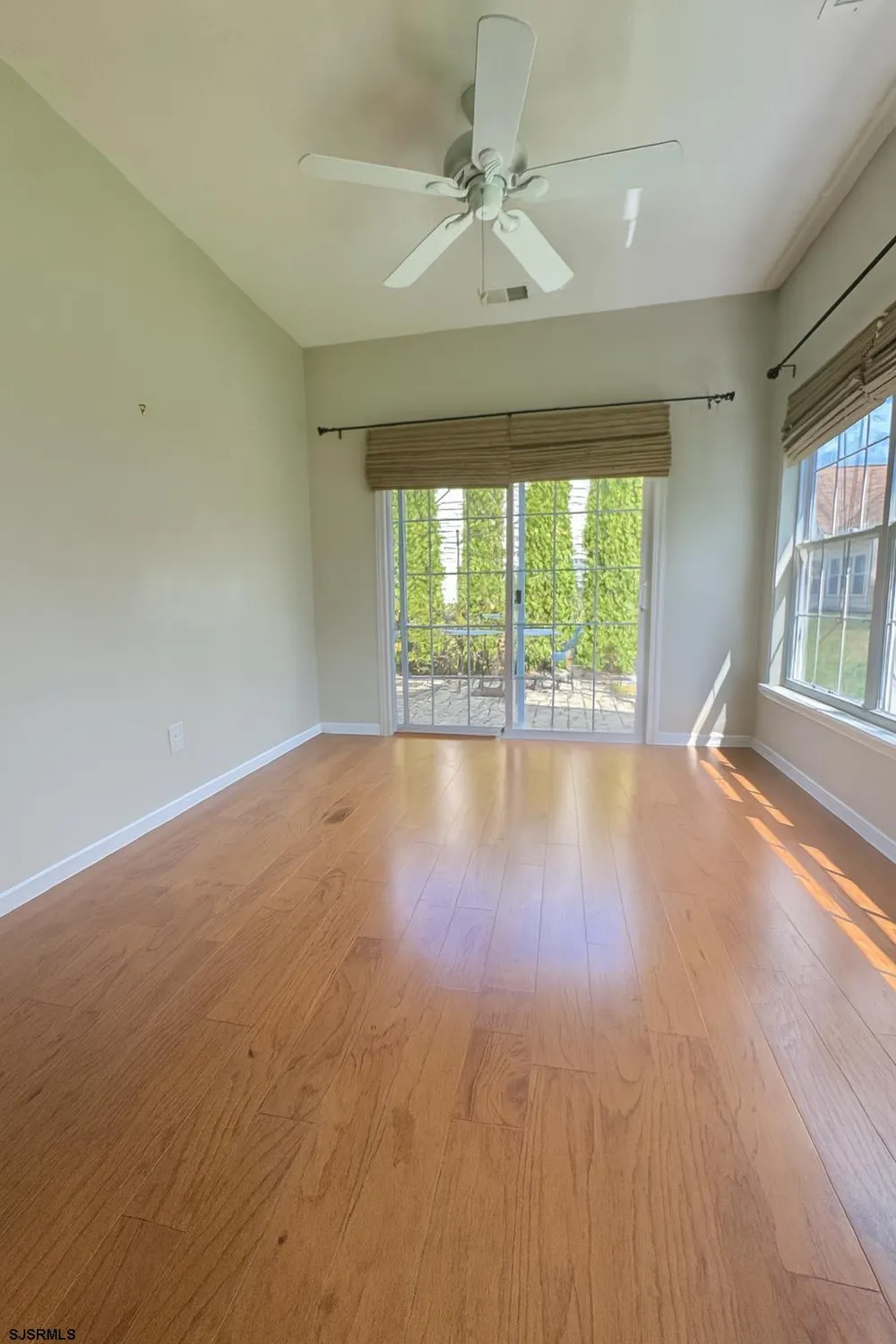 Property Slideshow image 6 of 13 | 323 mcclellan rd, Egg Harbor Township, NJ, 08234