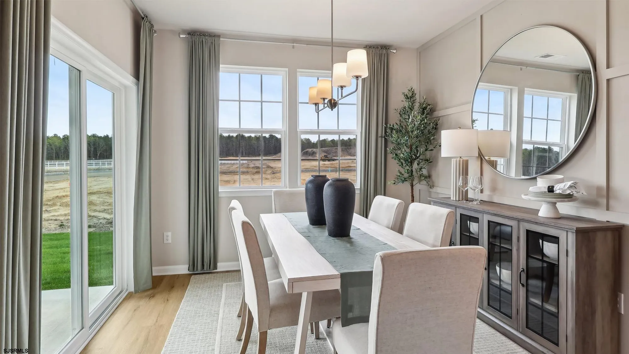 Property Slideshow image 9 of 33 | 252 huntington dr, Egg Harbor Township, NJ, 08234