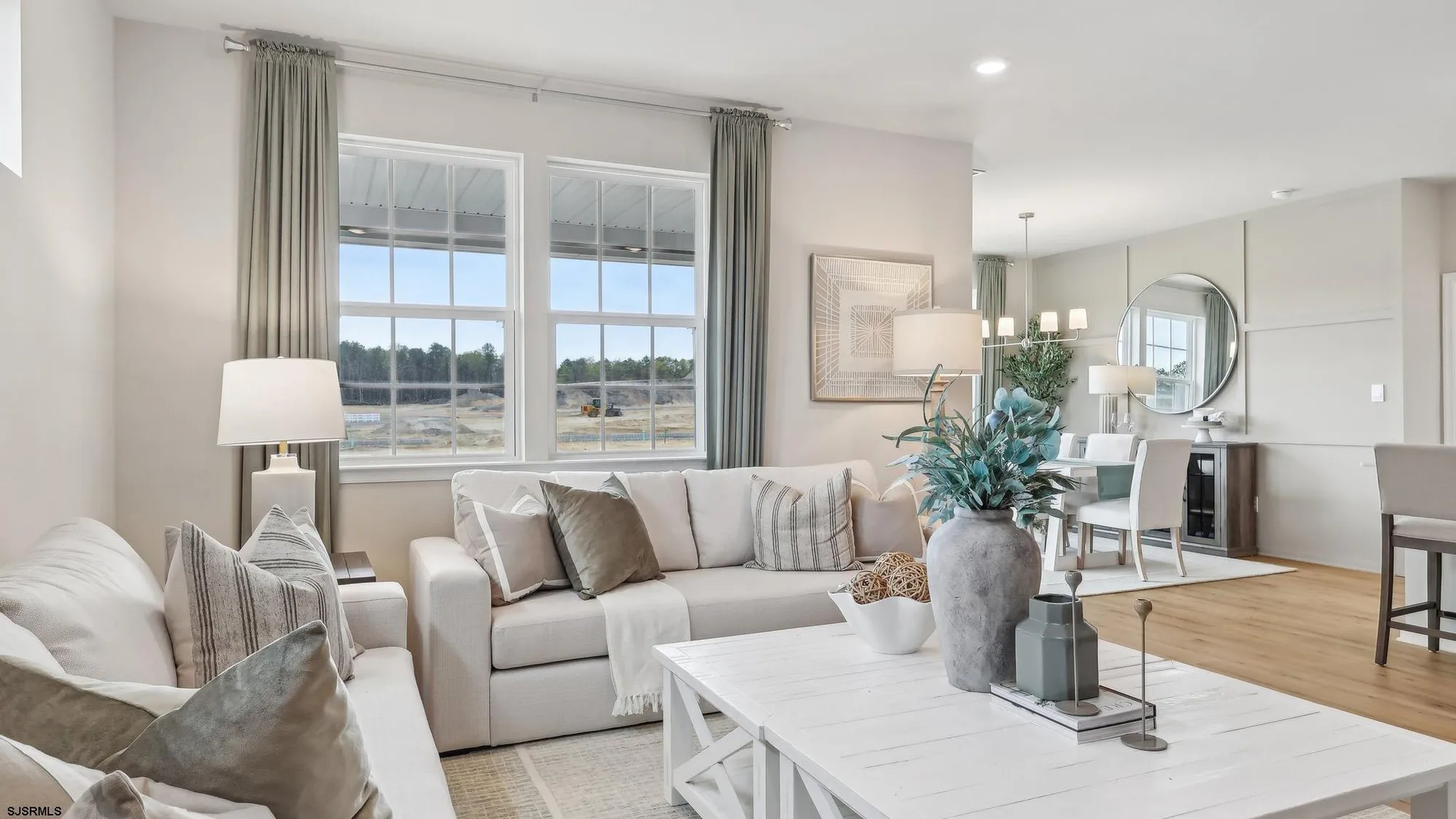 Property Slideshow image 10 of 33 | 252 huntington dr, Egg Harbor Township, NJ, 08234