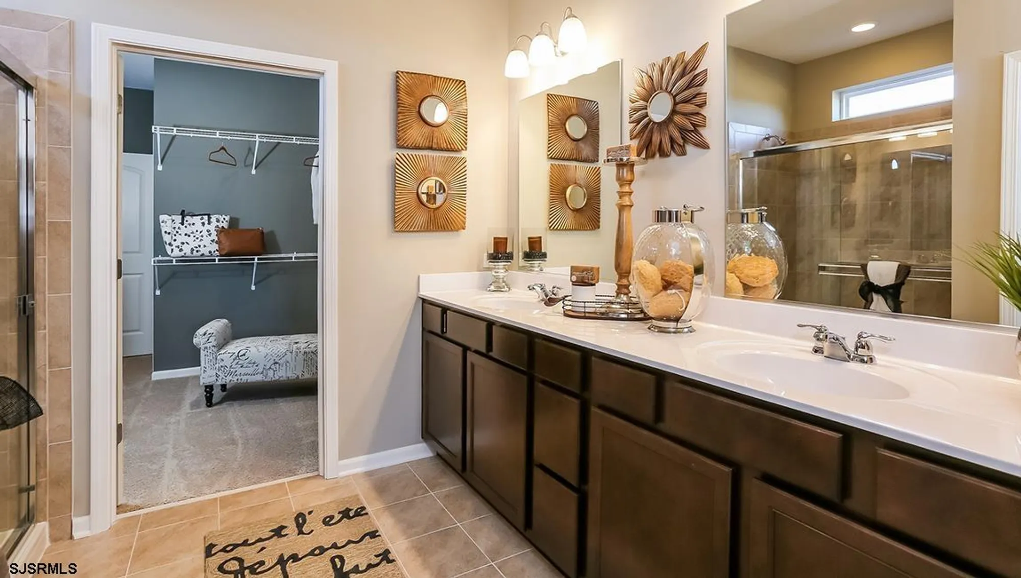 Property Slideshow image 15 of 18 | 254 huntington dr, Egg Harbor Township, NJ, 08234
