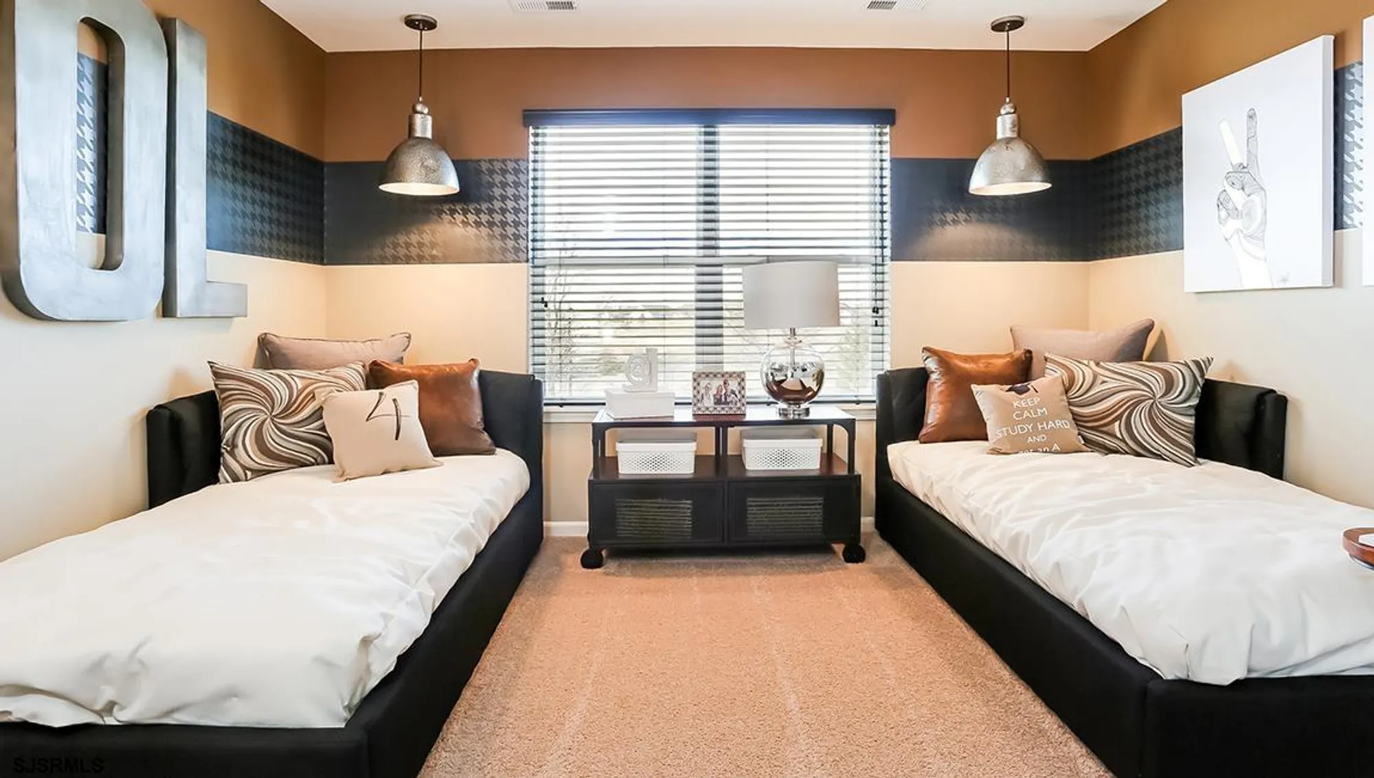 Property Slideshow image 16 of 18 | 254 huntington dr, Egg Harbor Township, NJ, 08234