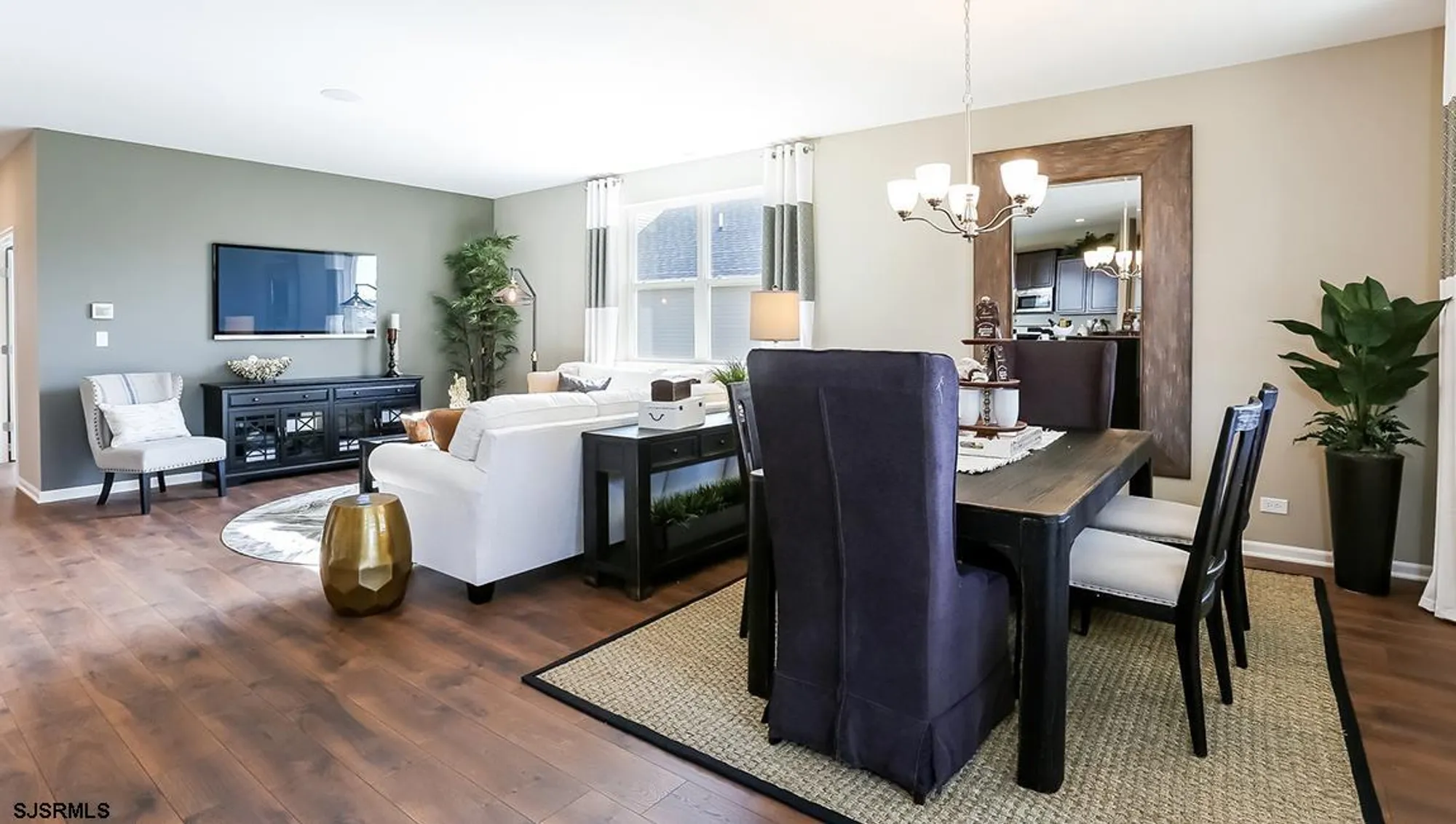 Property Slideshow image 12 of 18 | 254 huntington dr, Egg Harbor Township, NJ, 08234