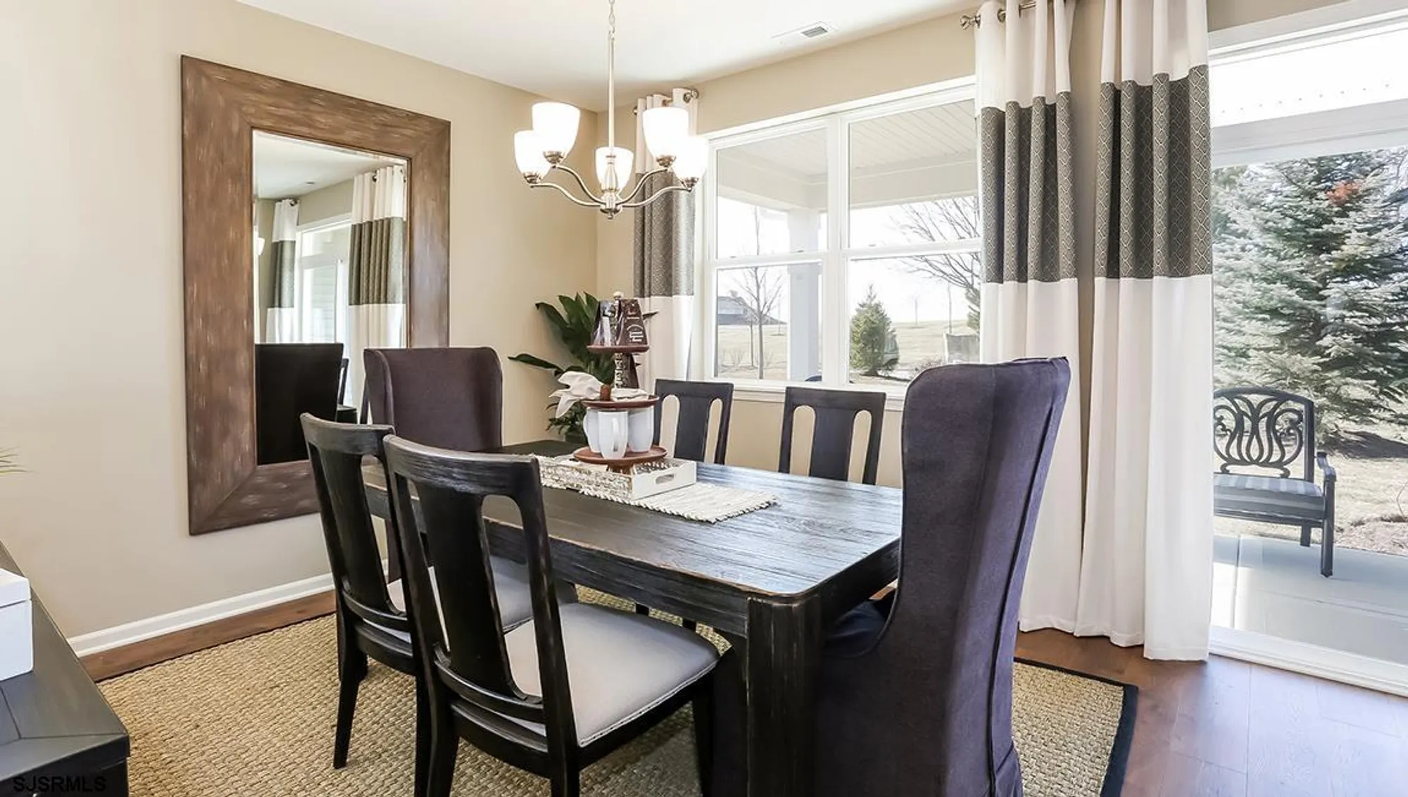 Property Slideshow image 13 of 18 | 254 huntington dr, Egg Harbor Township, NJ, 08234