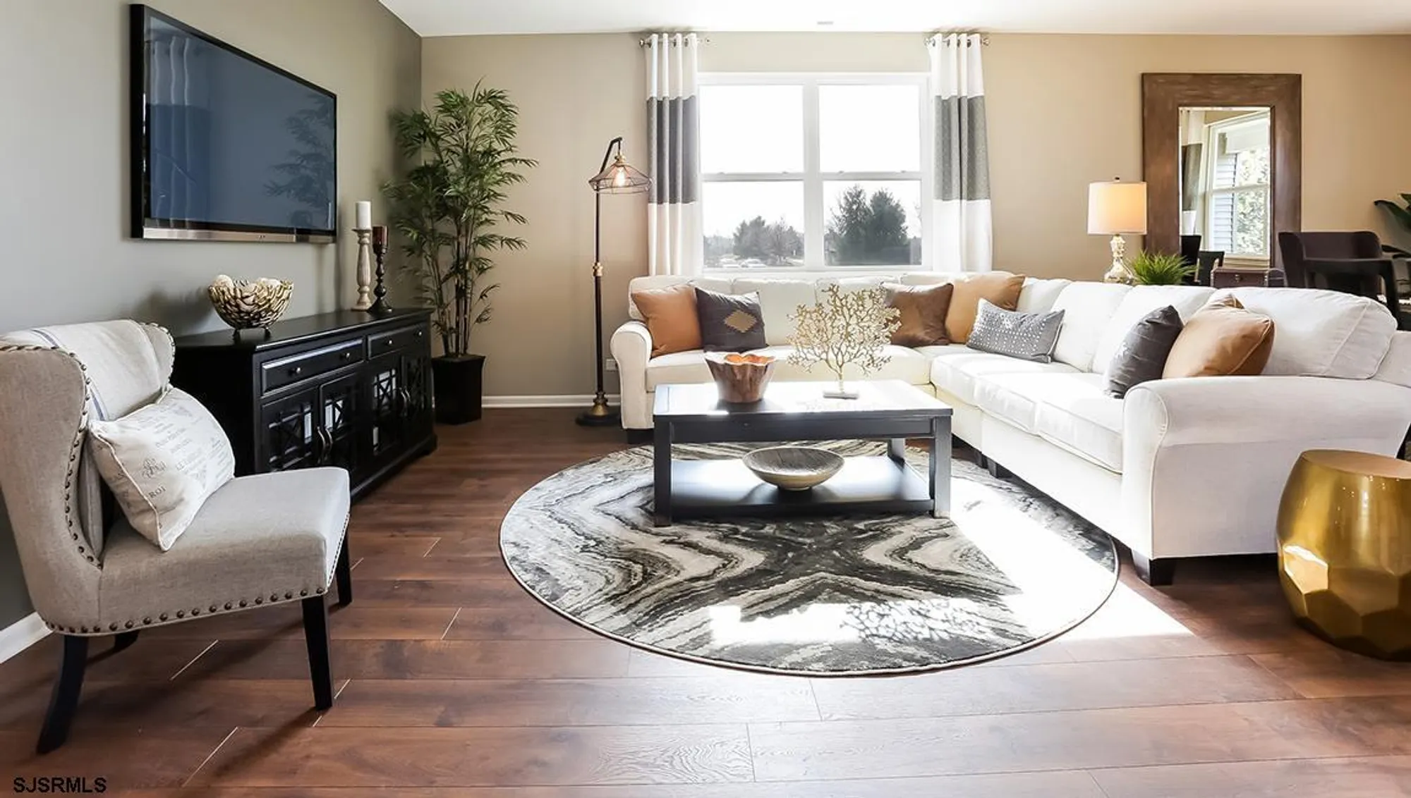 Property Slideshow image 6 of 18 | 254 huntington dr, Egg Harbor Township, NJ, 08234