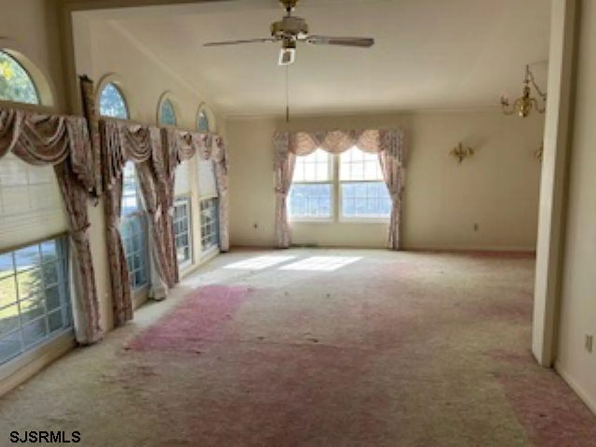 Property Slideshow image 2 of 10 | 10 locust ct, Mays Landing, NJ, 08330