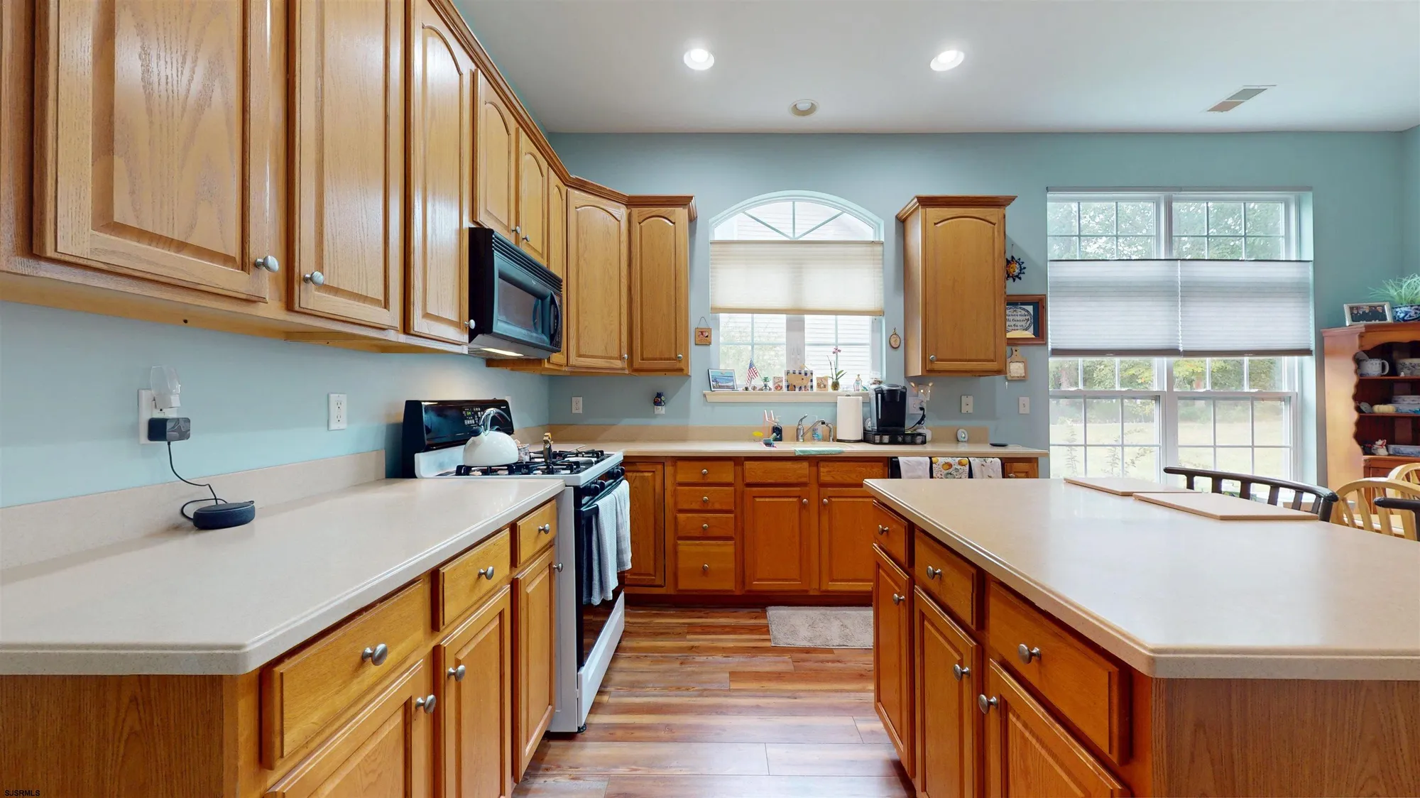 Property Slideshow image 14 of 75 | 55 lewis dr, Mays Landing, NJ, 08330