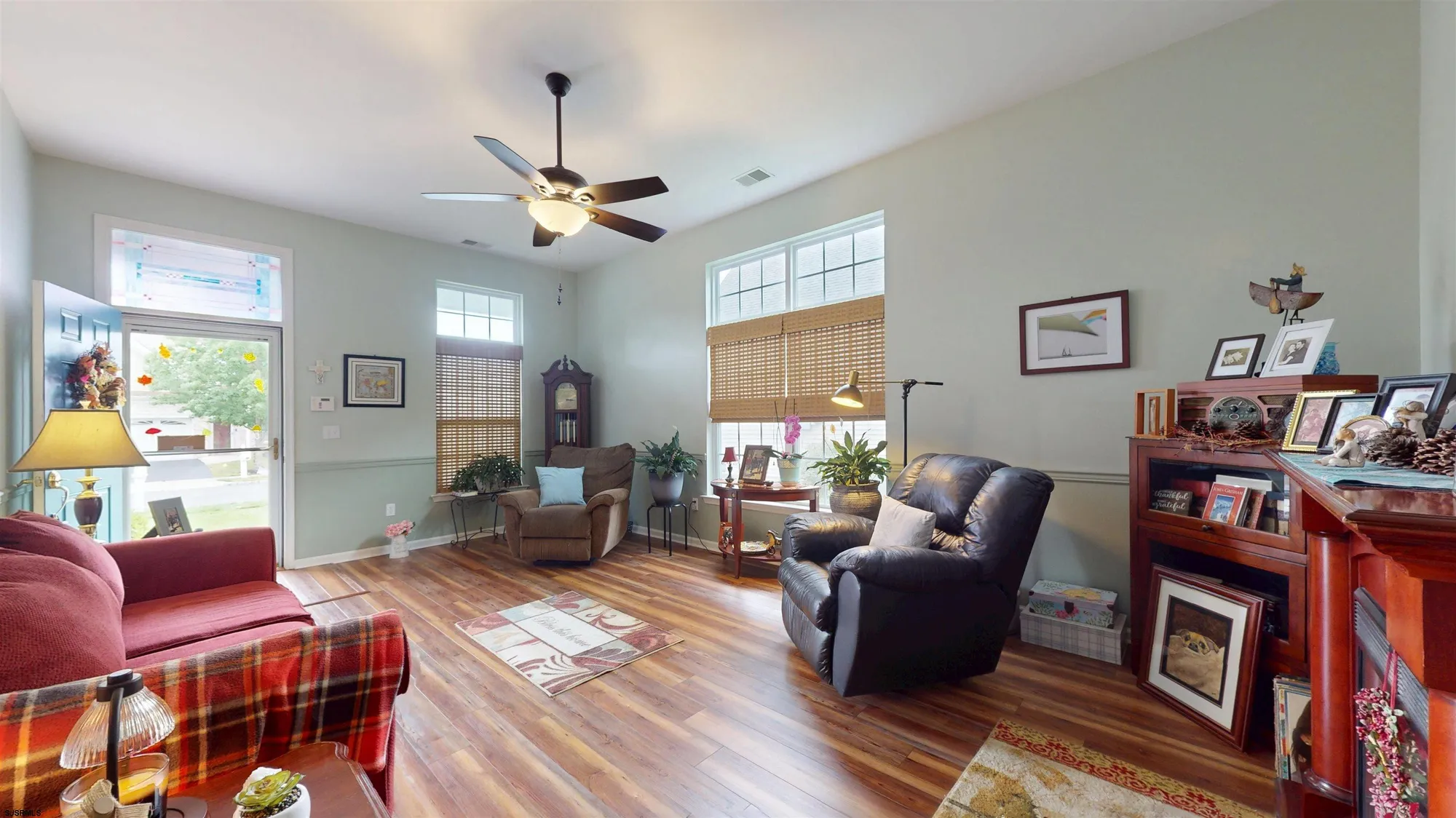 Property Slideshow image 7 of 75 | 55 lewis dr, Mays Landing, NJ, 08330
