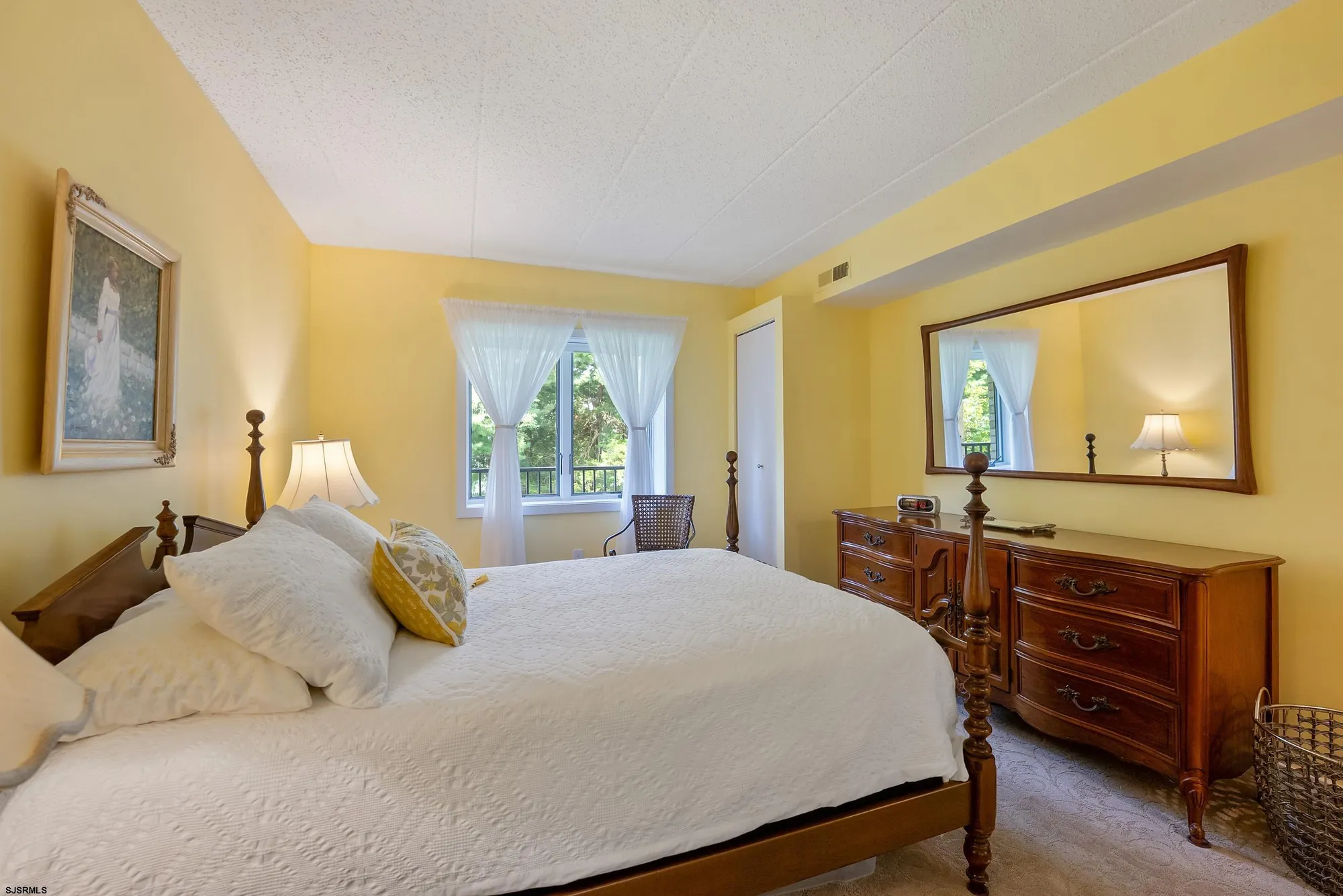 Property Slideshow image 22 of 39 | 3210 dolphin ave # 3210, Northfield, NJ, 08225
