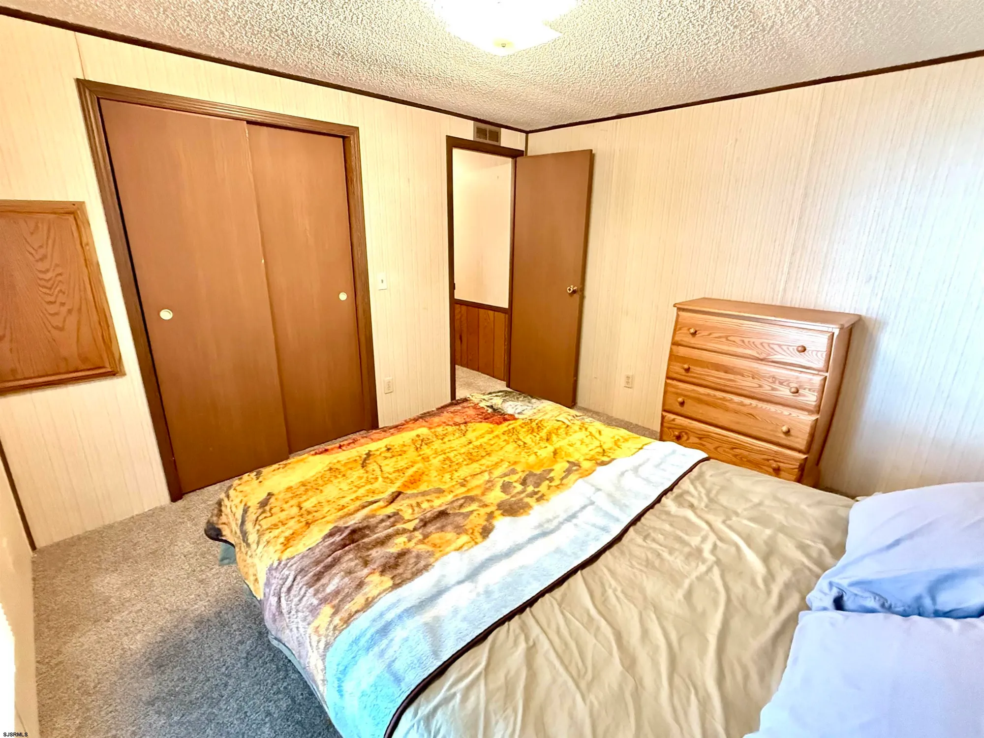 Property Slideshow image 17 of 23 | 14 hickory ln, Mays Landing, NJ, 08330