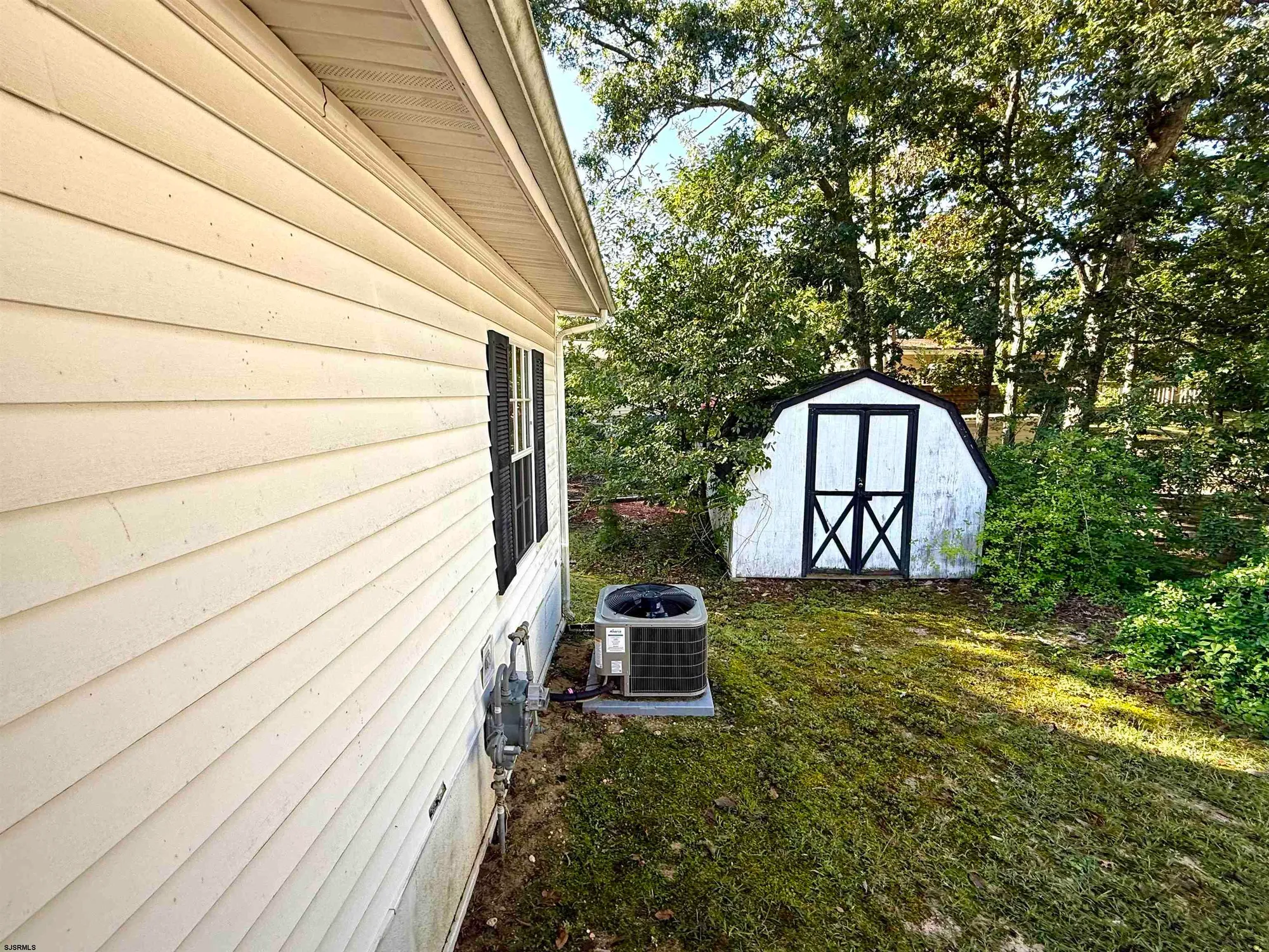 Property Slideshow image 20 of 23 | 14 hickory ln, Mays Landing, NJ, 08330