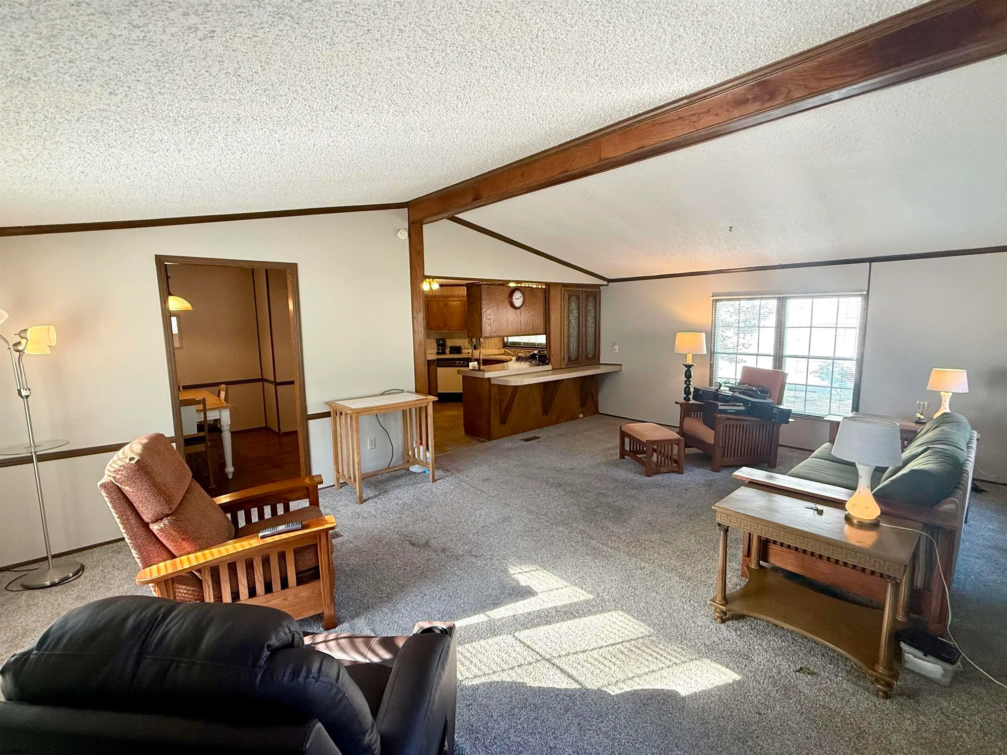 Property Slideshow image 3 of 23 | 14 hickory ln, Mays Landing, NJ, 08330