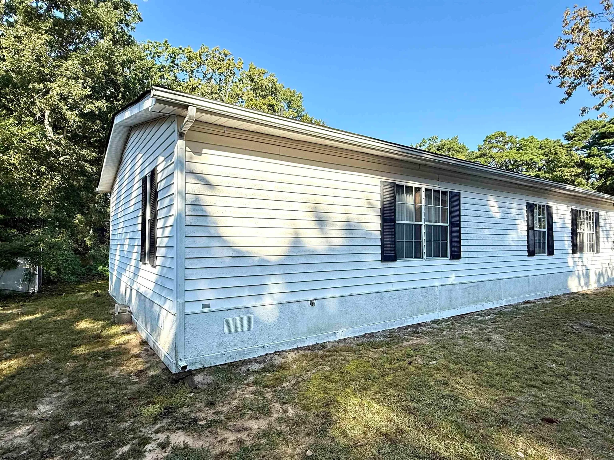 Property Slideshow image 21 of 23 | 14 hickory ln, Mays Landing, NJ, 08330