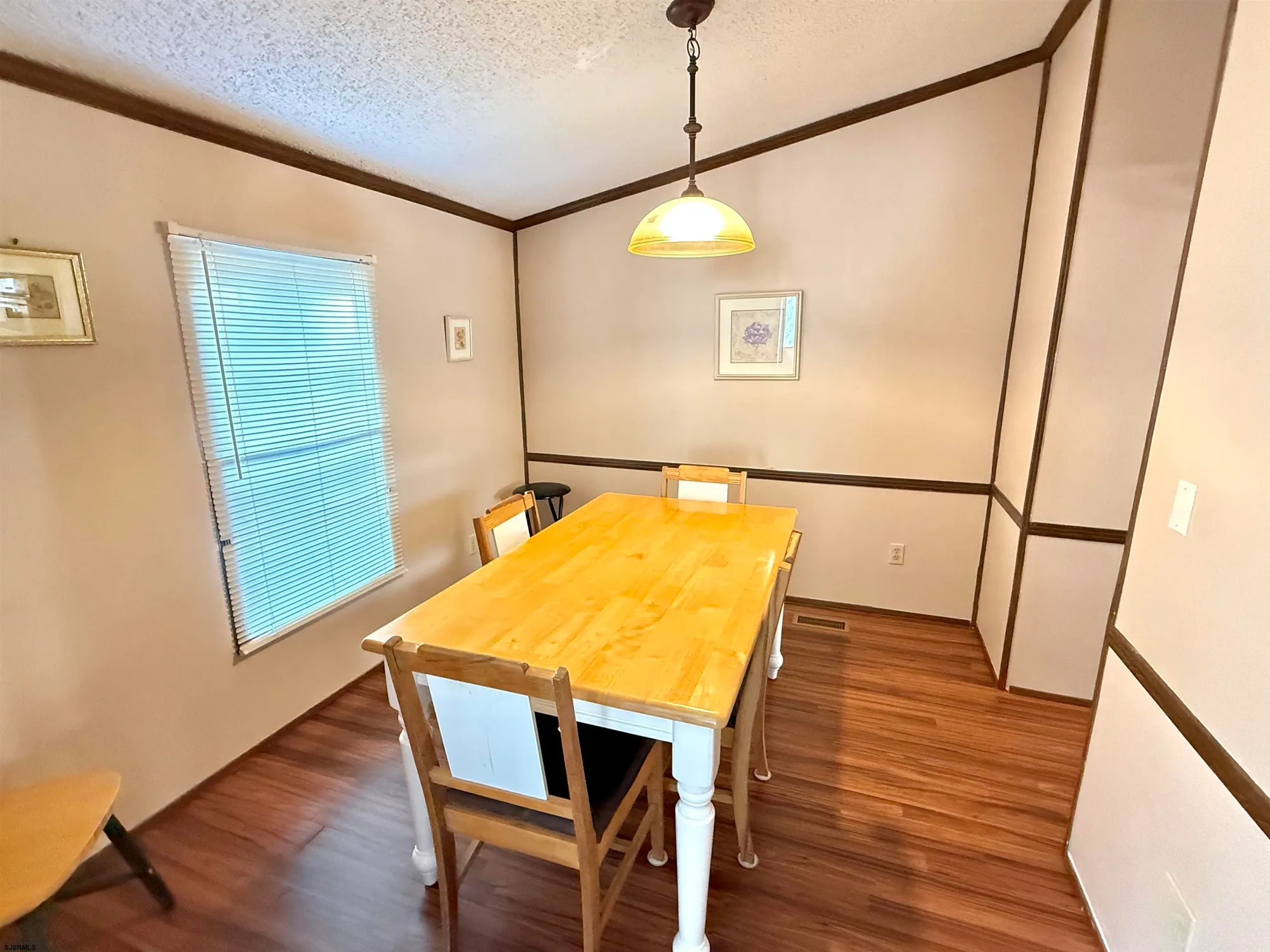 Property Slideshow image 8 of 23 | 14 hickory ln, Mays Landing, NJ, 08330