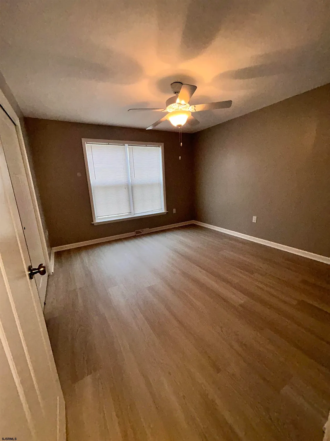 Property Slideshow image 22 of 25 | 80 pinetree ln, Mays Landing, NJ, 08330