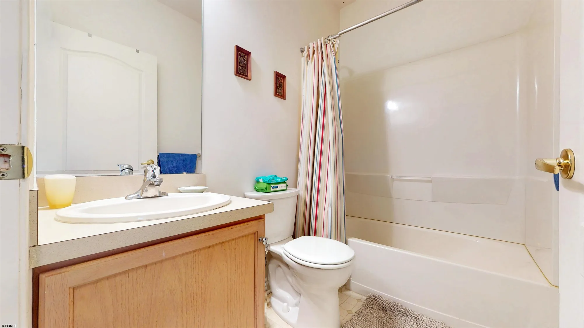 Property Slideshow image 26 of 47 | 61 burnside dr, Egg Harbor Township, NJ, 08234