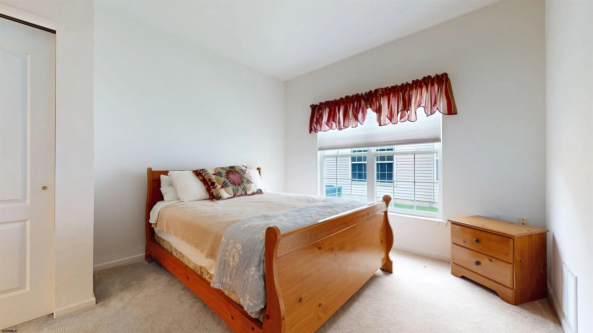 Property Slideshow image 27 of 47 | 61 burnside dr, Egg Harbor Township, NJ, 08234