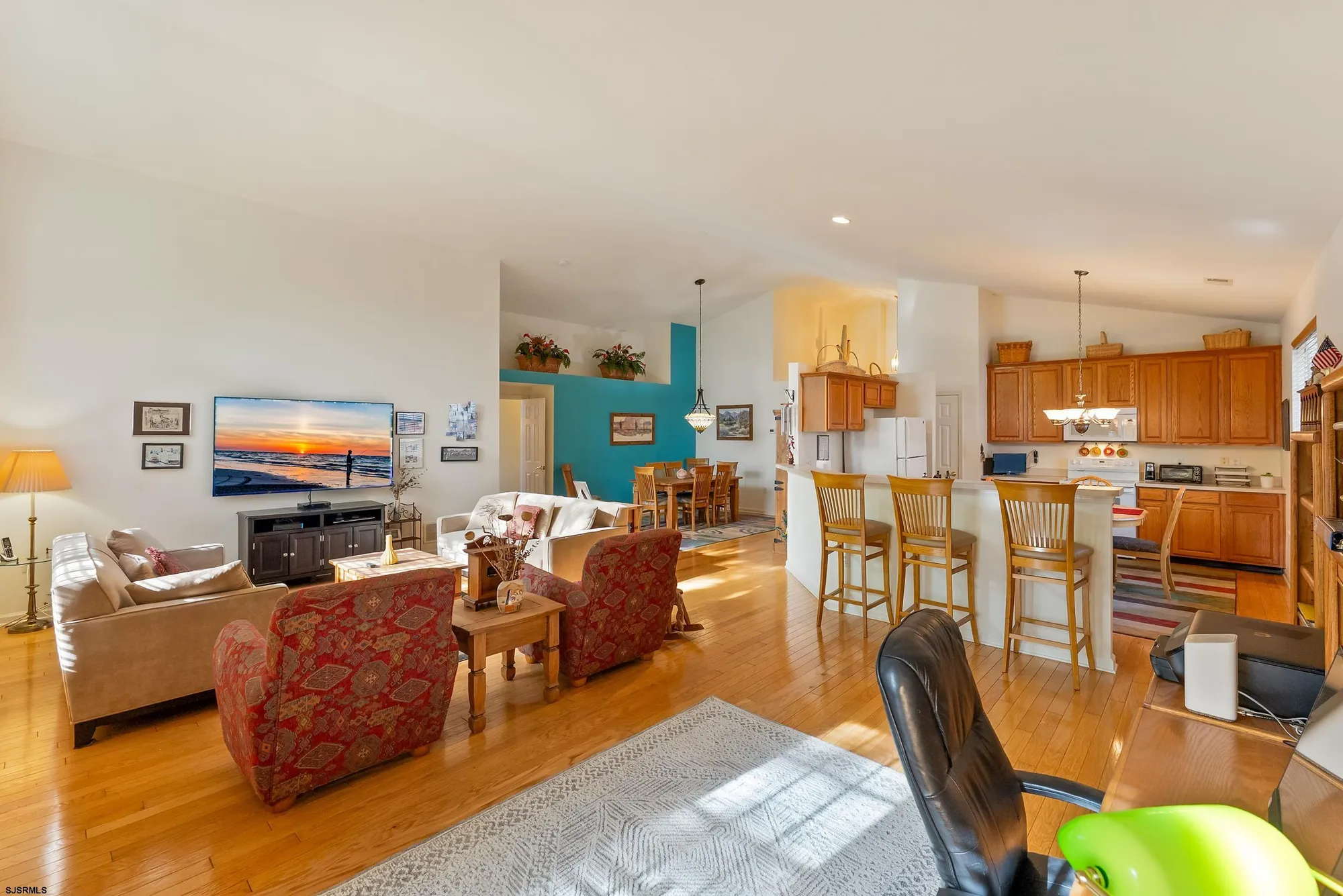 Property Slideshow image 11 of 39 | 4 northampton rd, Galloway, NJ, 08205