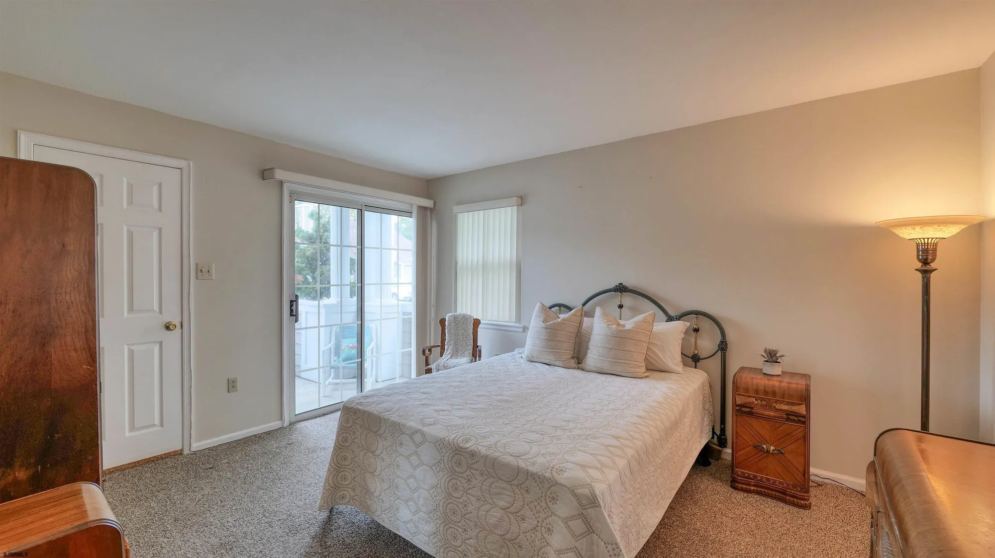 Property Slideshow image 16 of 34 | 550 central ave unit e14, Linwood, NJ, 08221