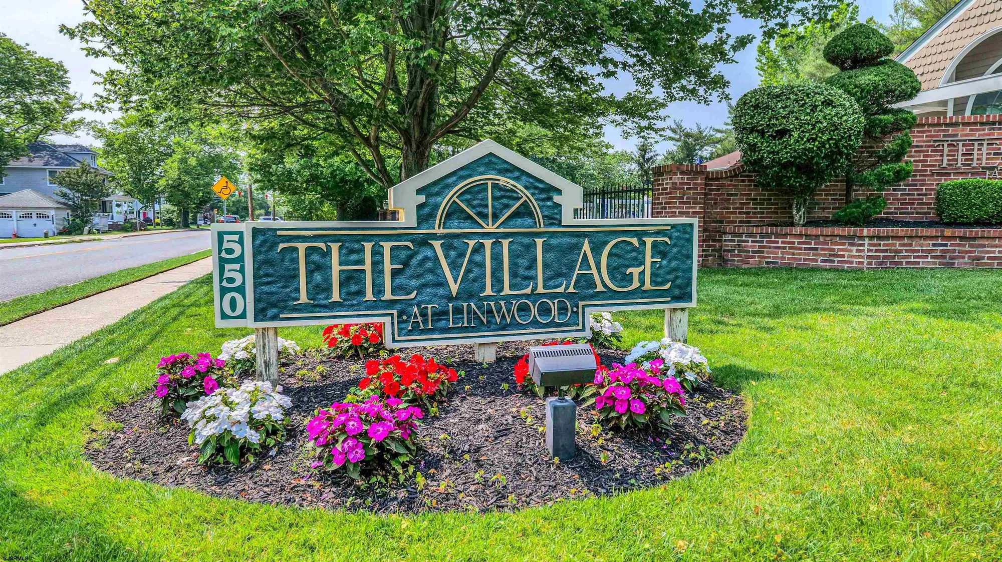 Property Slideshow image 2 of 34 | 550 central ave unit e14, Linwood, NJ, 08221