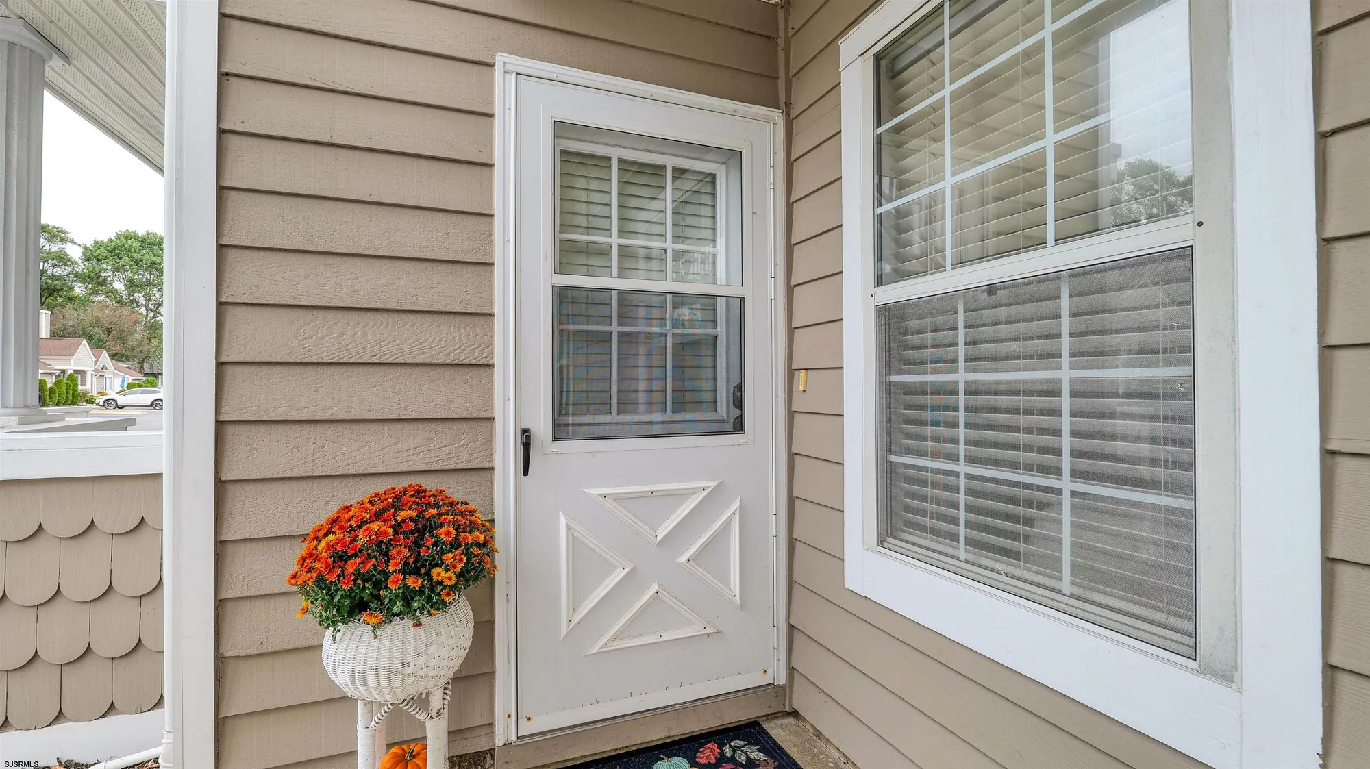 Property Slideshow image 5 of 34 | 550 central ave unit e14, Linwood, NJ, 08221