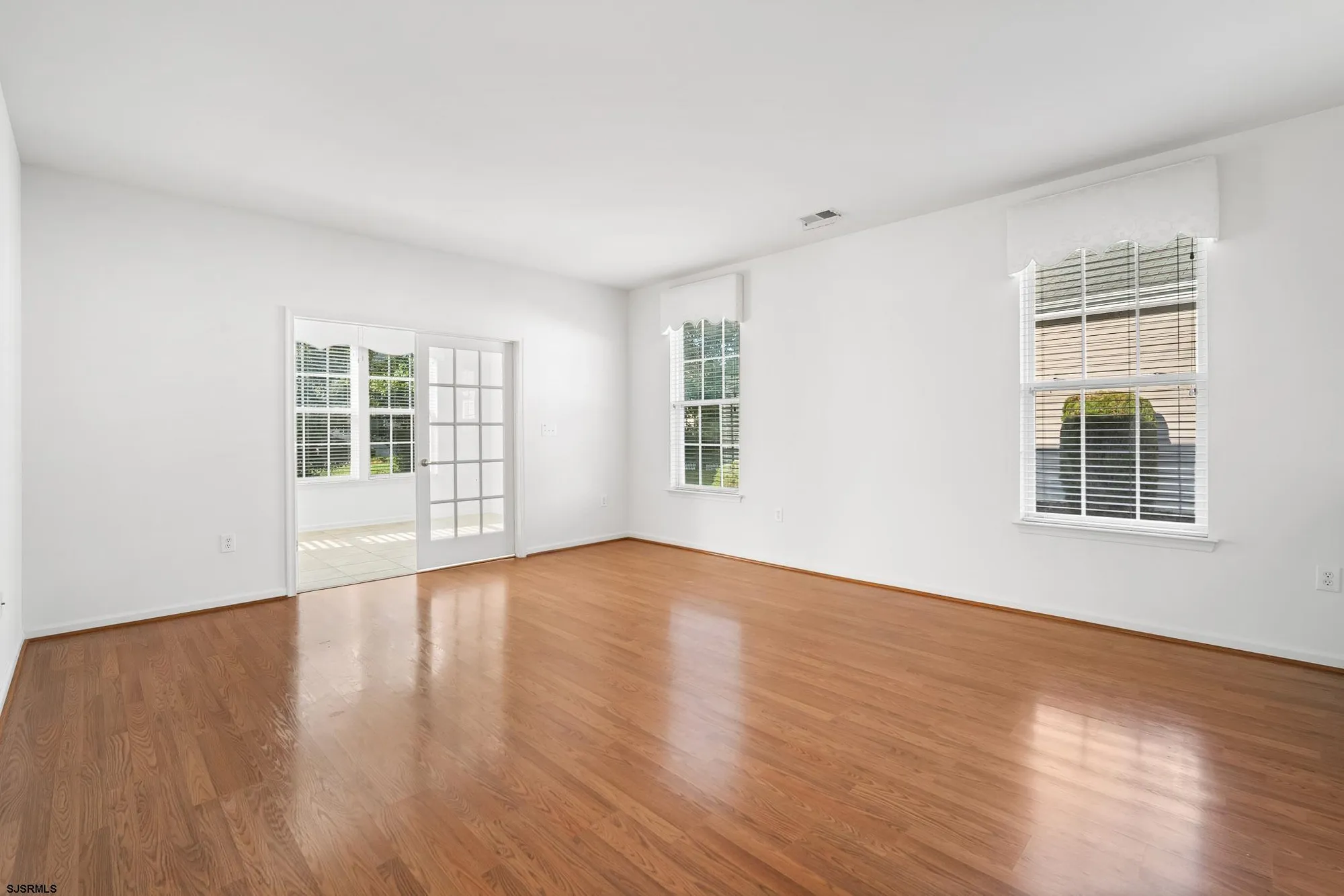 Property Slideshow image 11 of 26 | 9 wicklow ter, Galloway, NJ, 08205