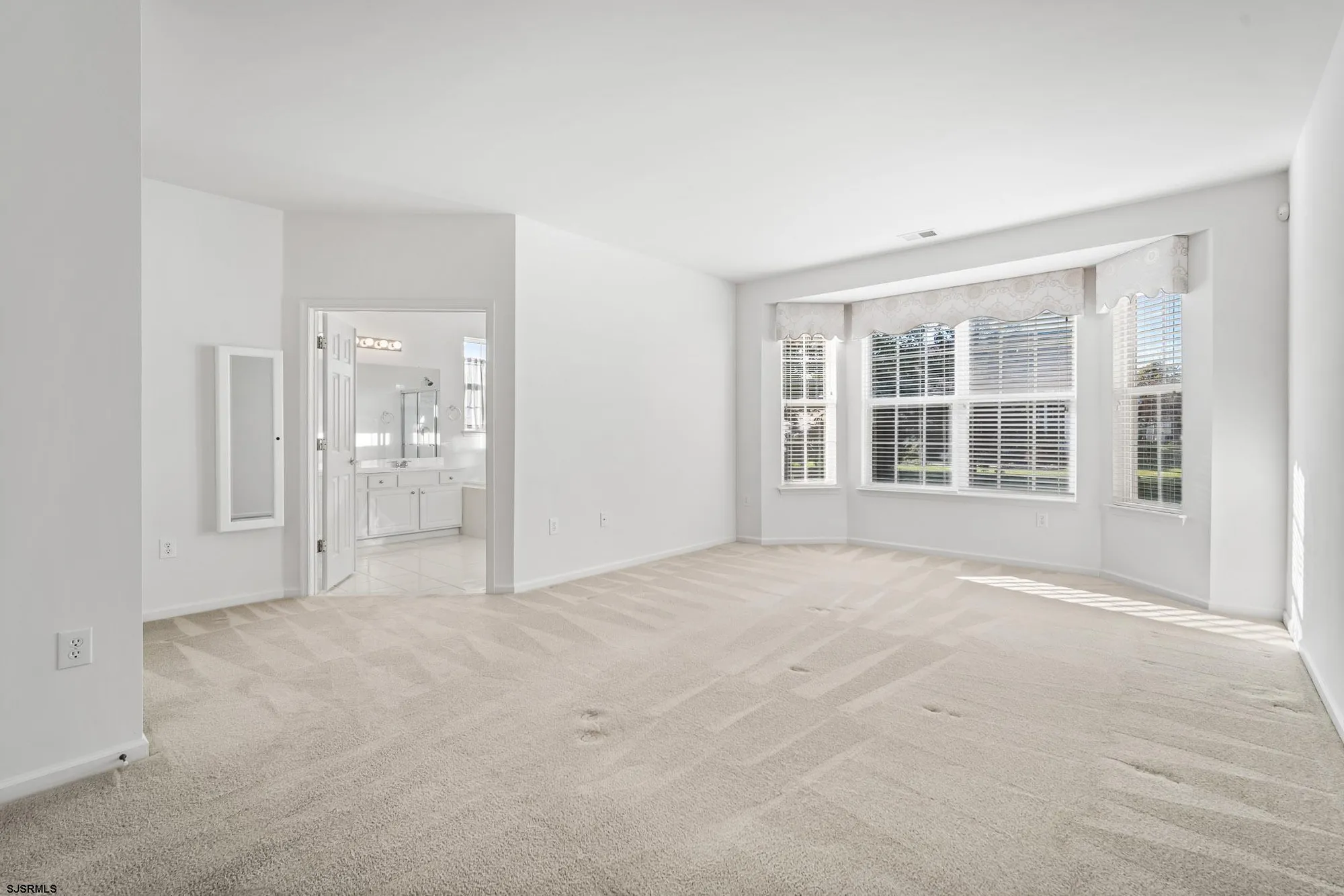 Property Slideshow image 21 of 26 | 9 wicklow ter, Galloway, NJ, 08205