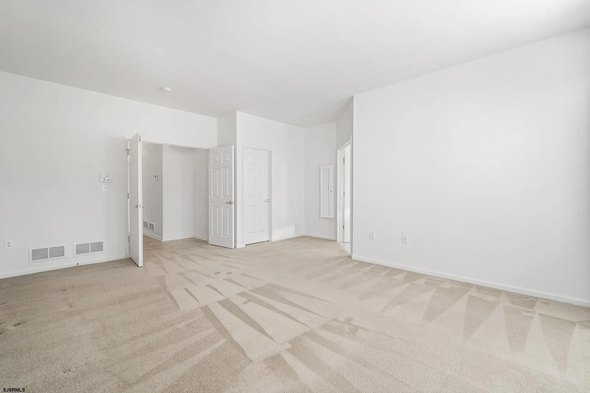 Property Slideshow image 22 of 26 | 9 wicklow ter, Galloway, NJ, 08205