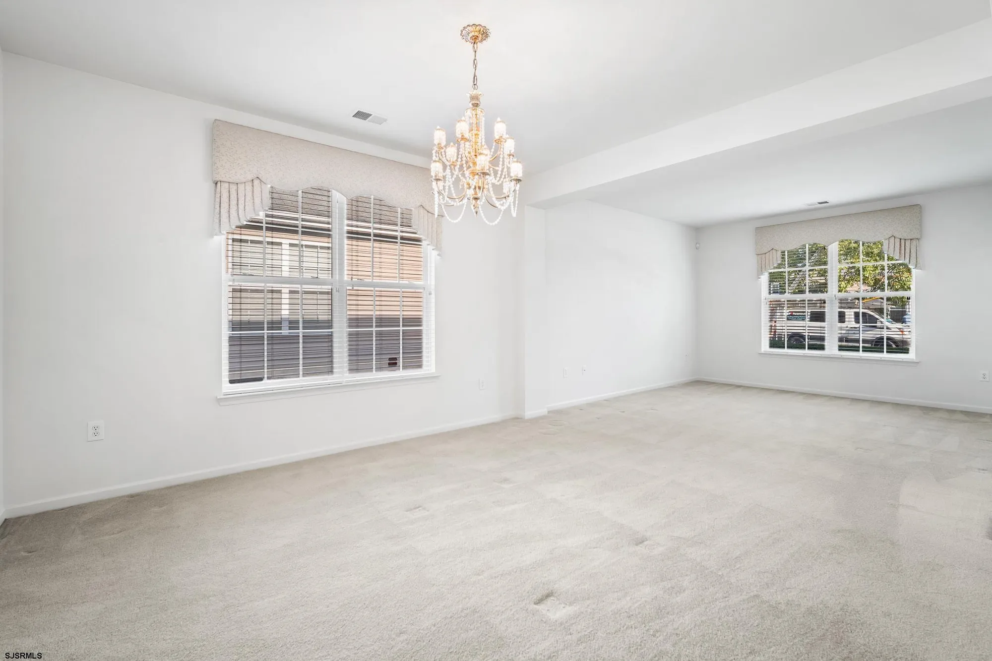 Property Slideshow image 4 of 26 | 9 wicklow ter, Galloway, NJ, 08205